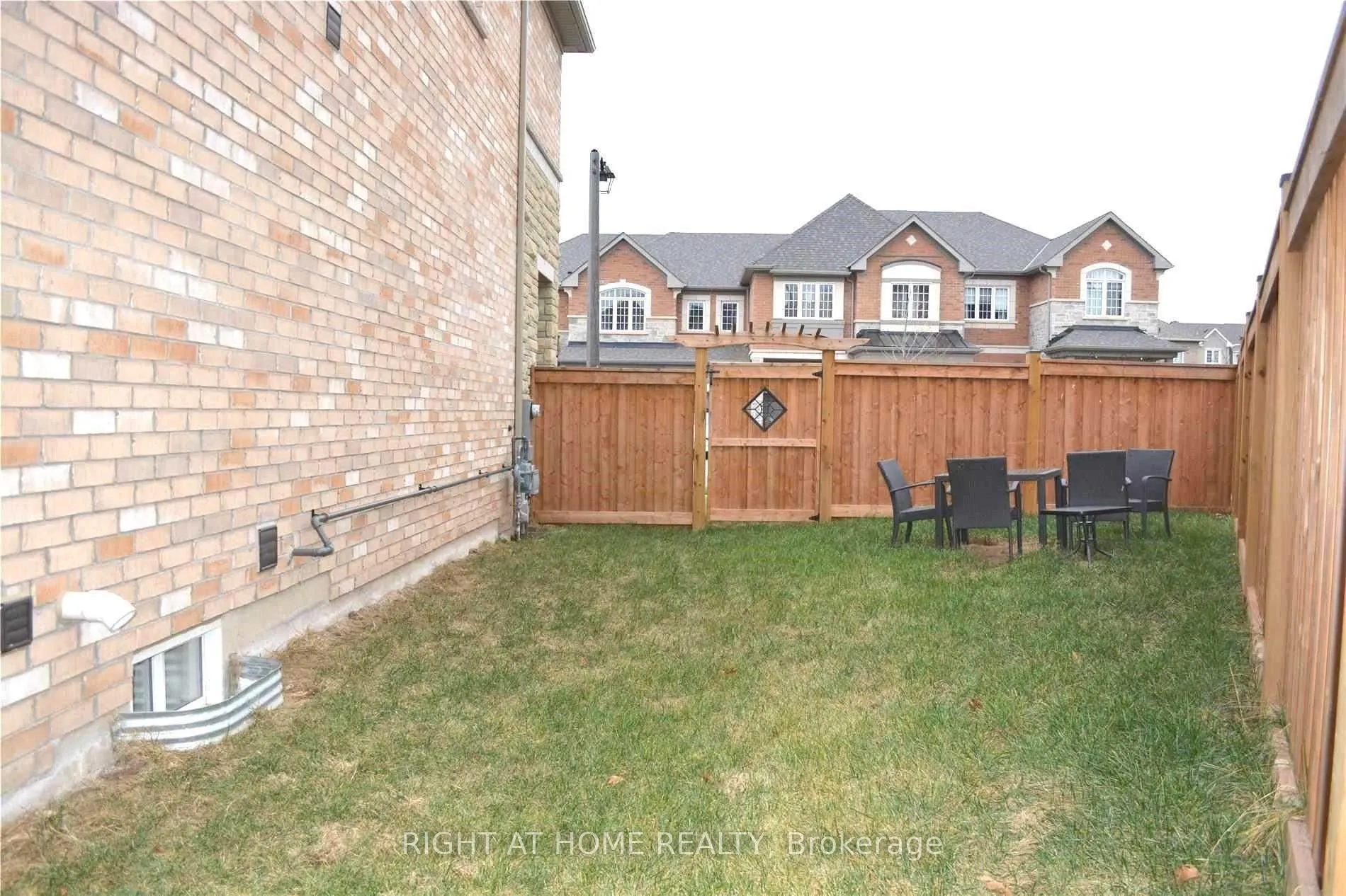 3315 Jacob Way