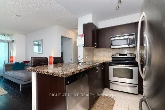4900 Glen Erin Drive, #211