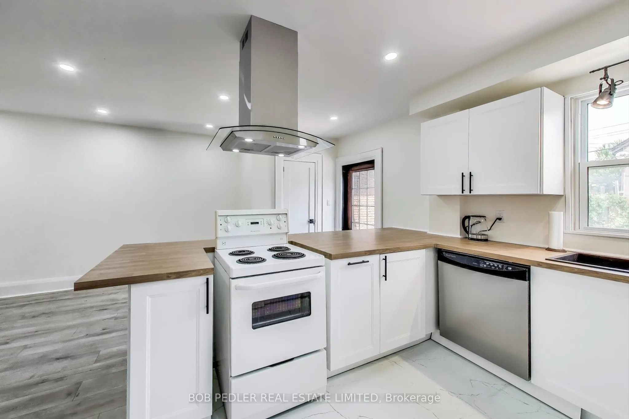 7 Bala Avenue