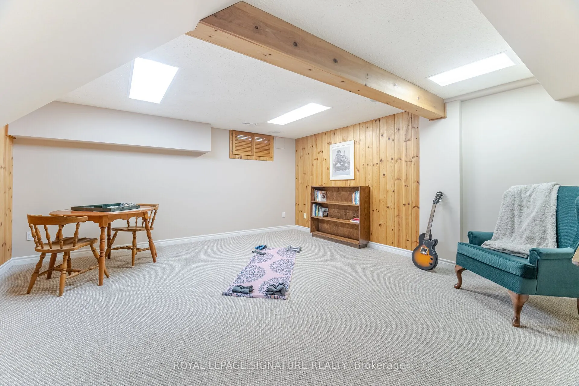 4204 Wheelwright Crescent
