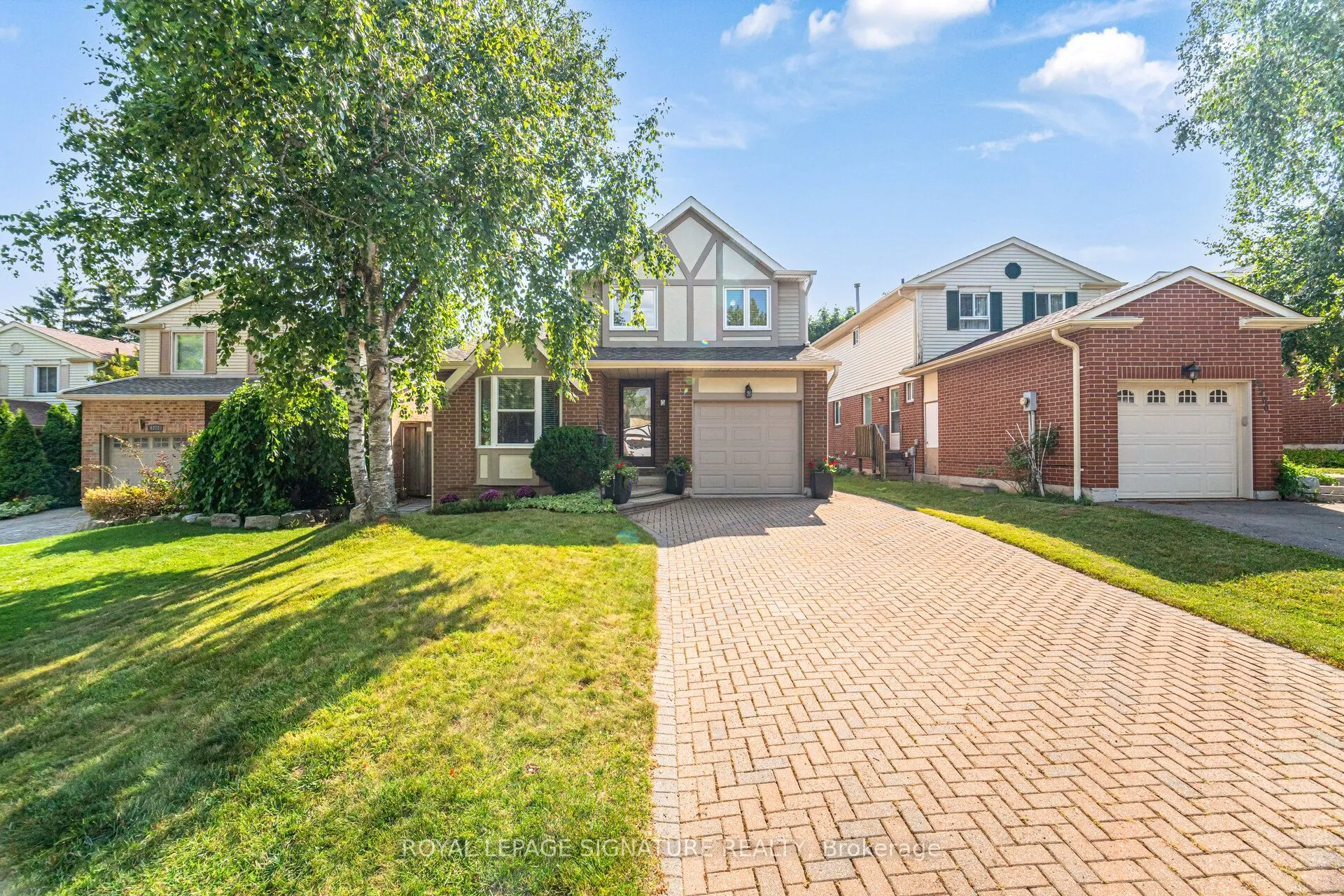 4204 Wheelwright Crescent