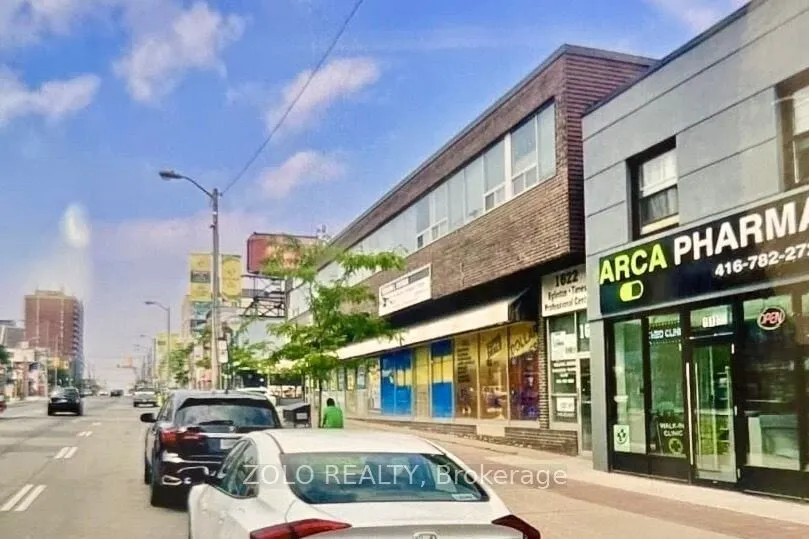 1612 Eglinton Avenue W