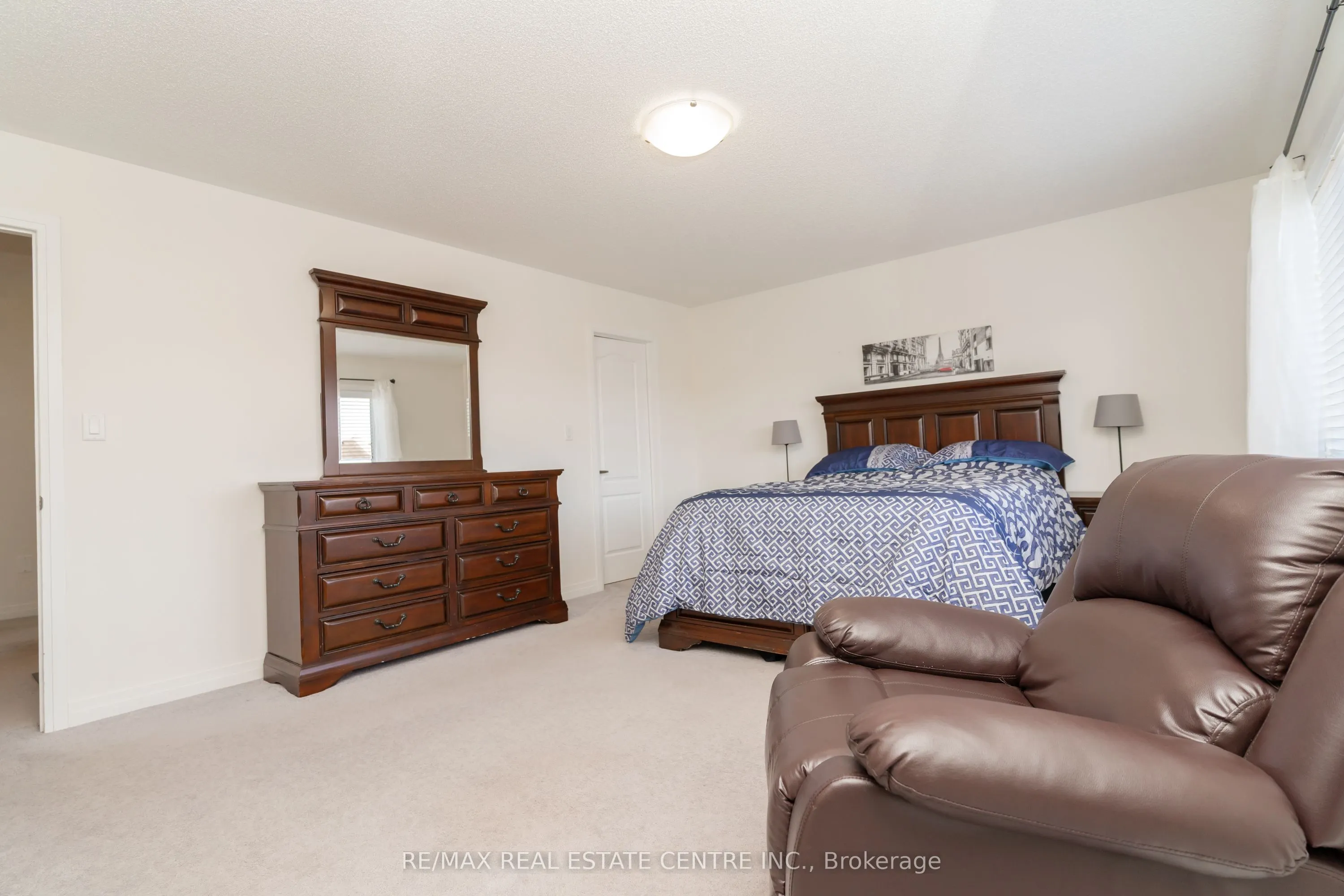 10 Drew Brown Boulevard