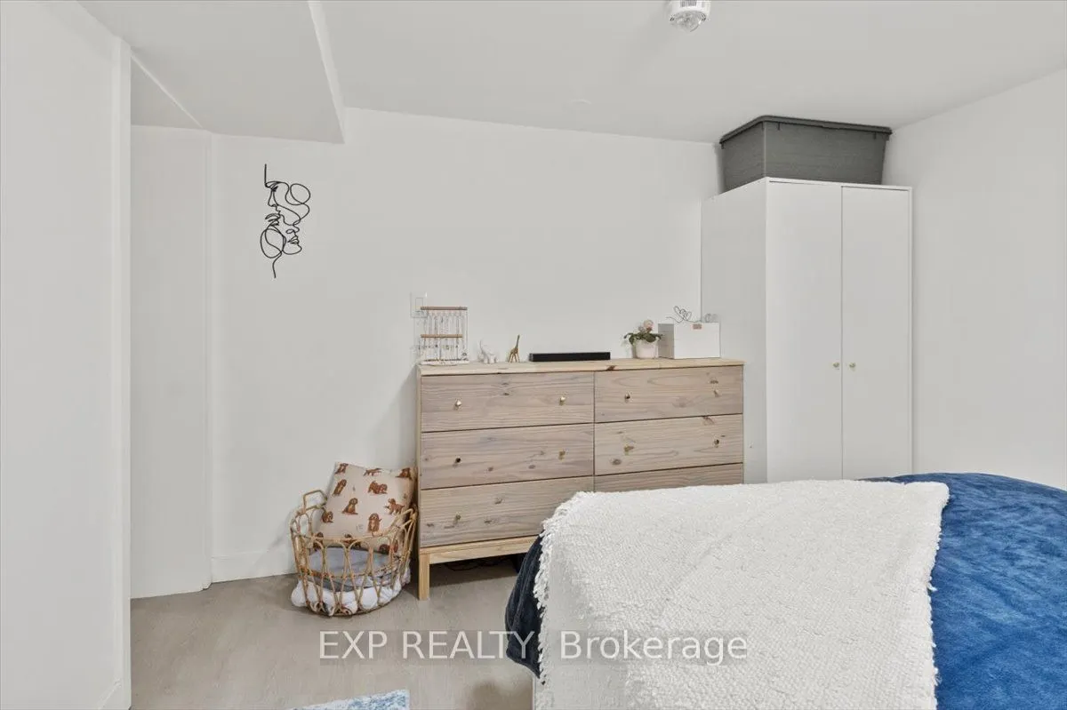 667 Wickens Avenue, #Lower