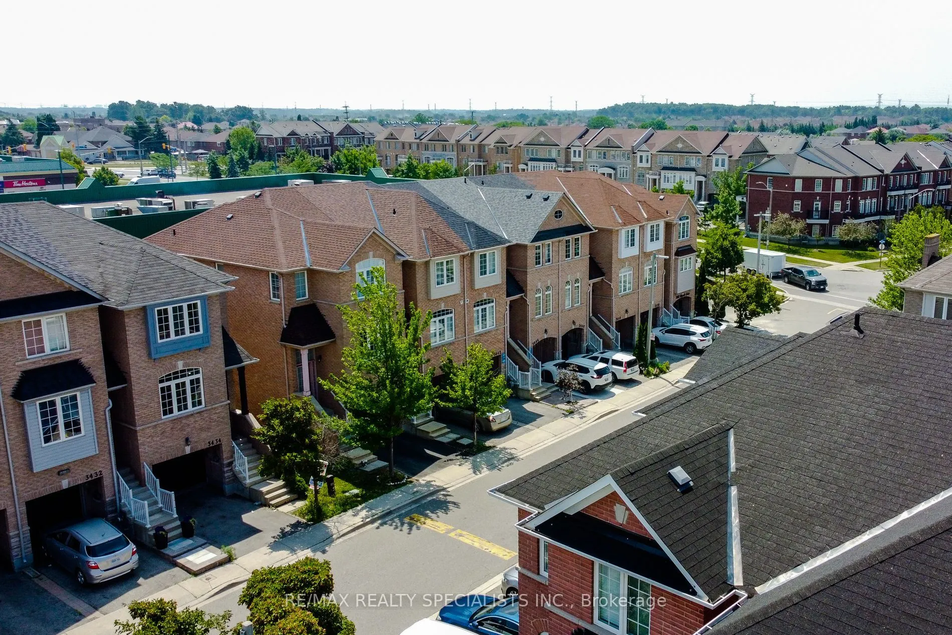 3434 REDPATH Circle