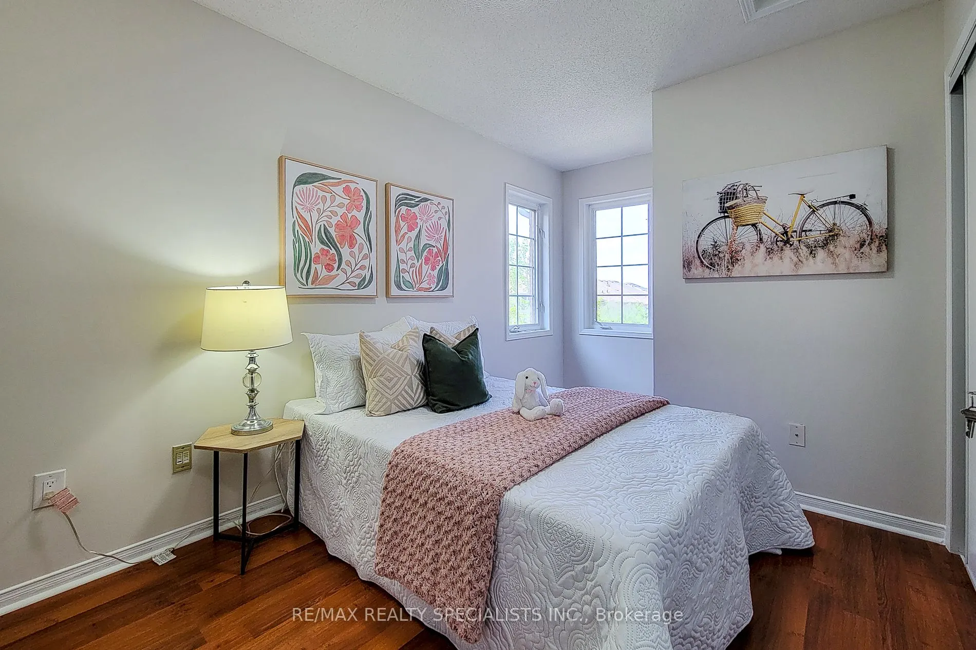 3434 REDPATH Circle