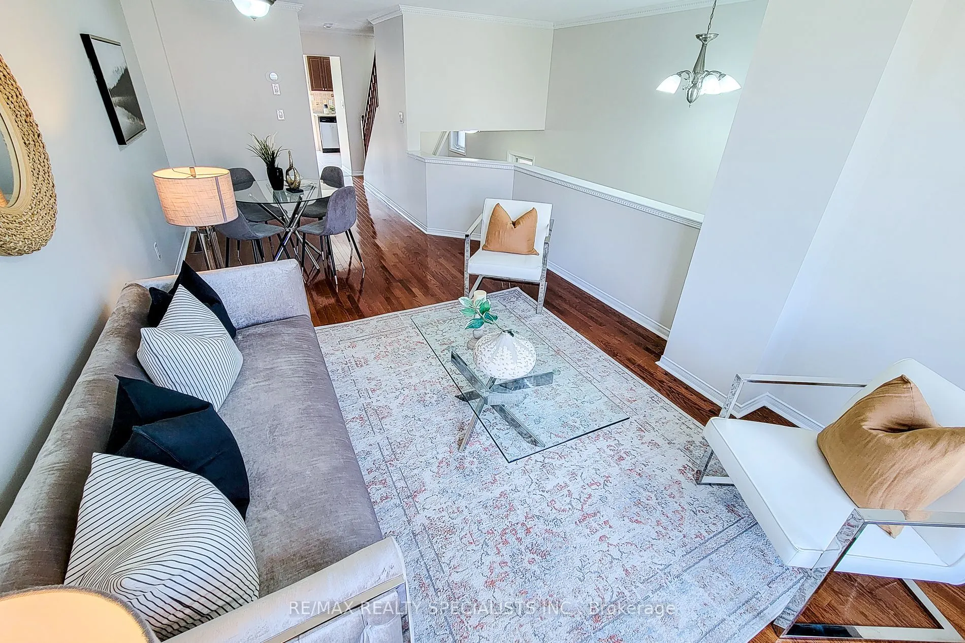 3434 REDPATH Circle