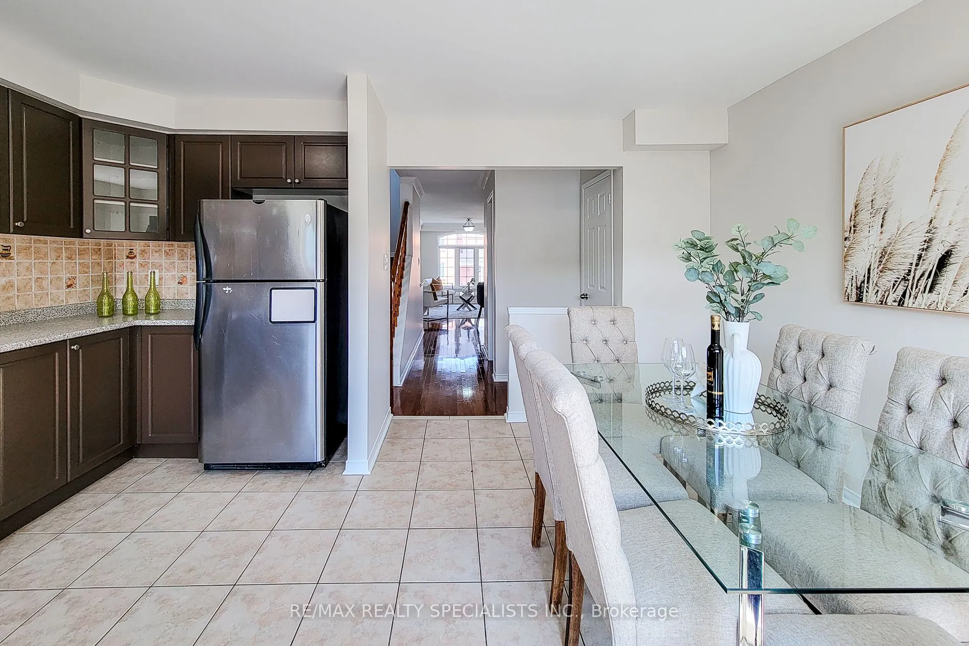 3434 REDPATH Circle