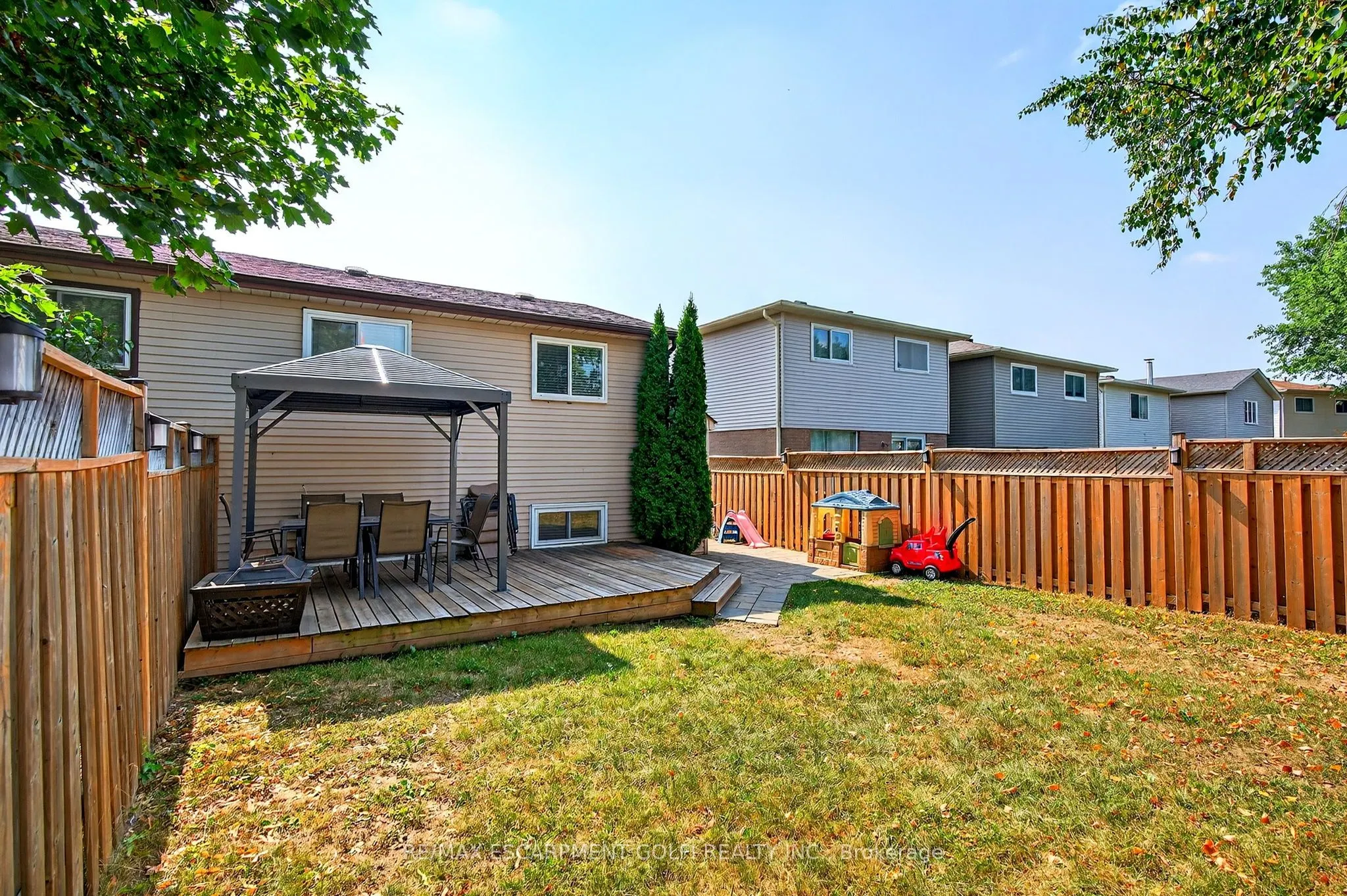 2221 MANCHESTER Drive