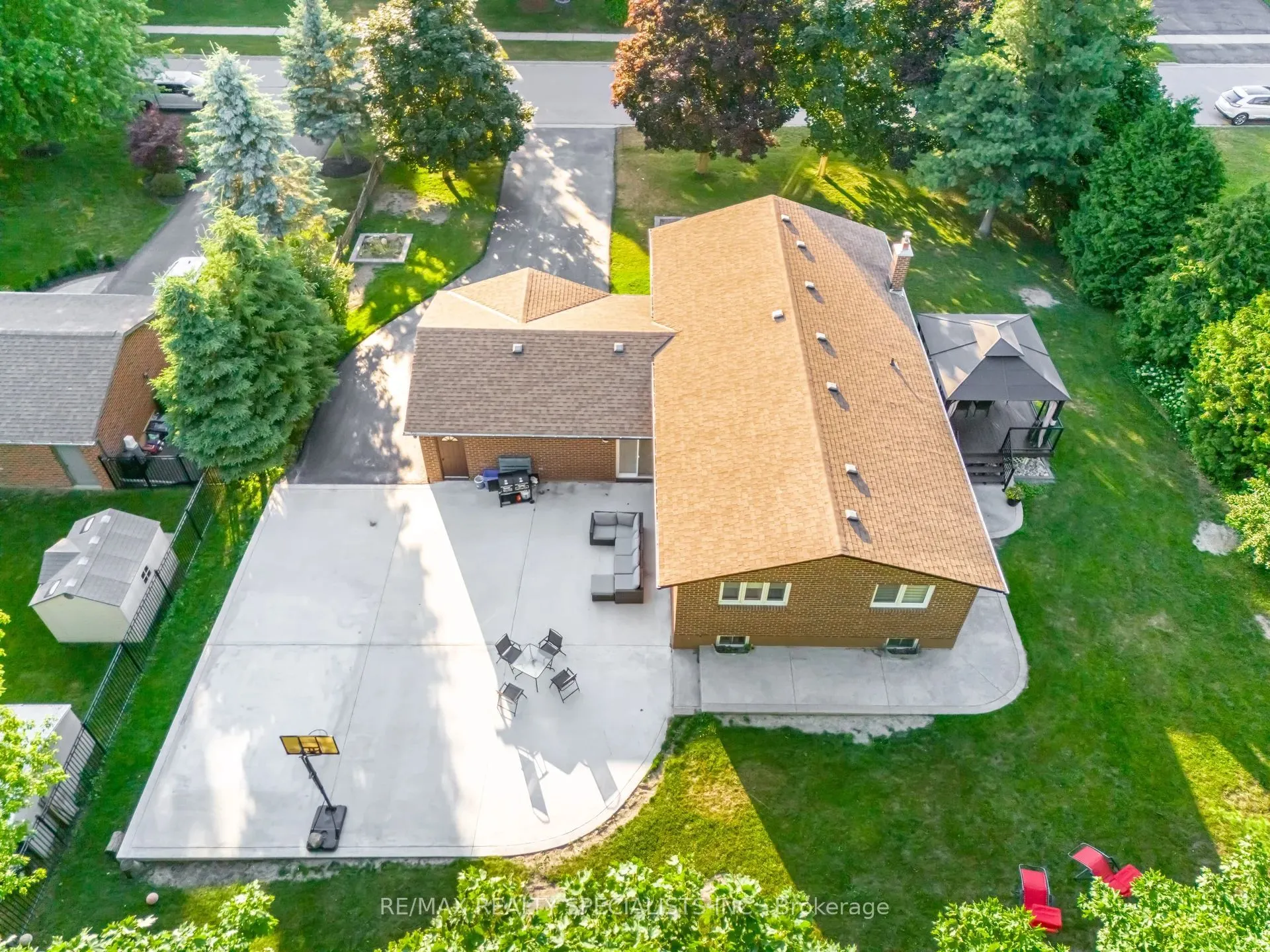 15 Valewood Drive