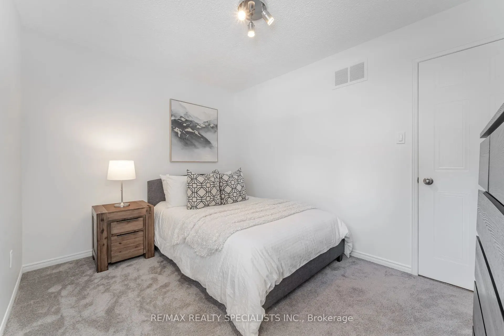 15 Valewood Drive