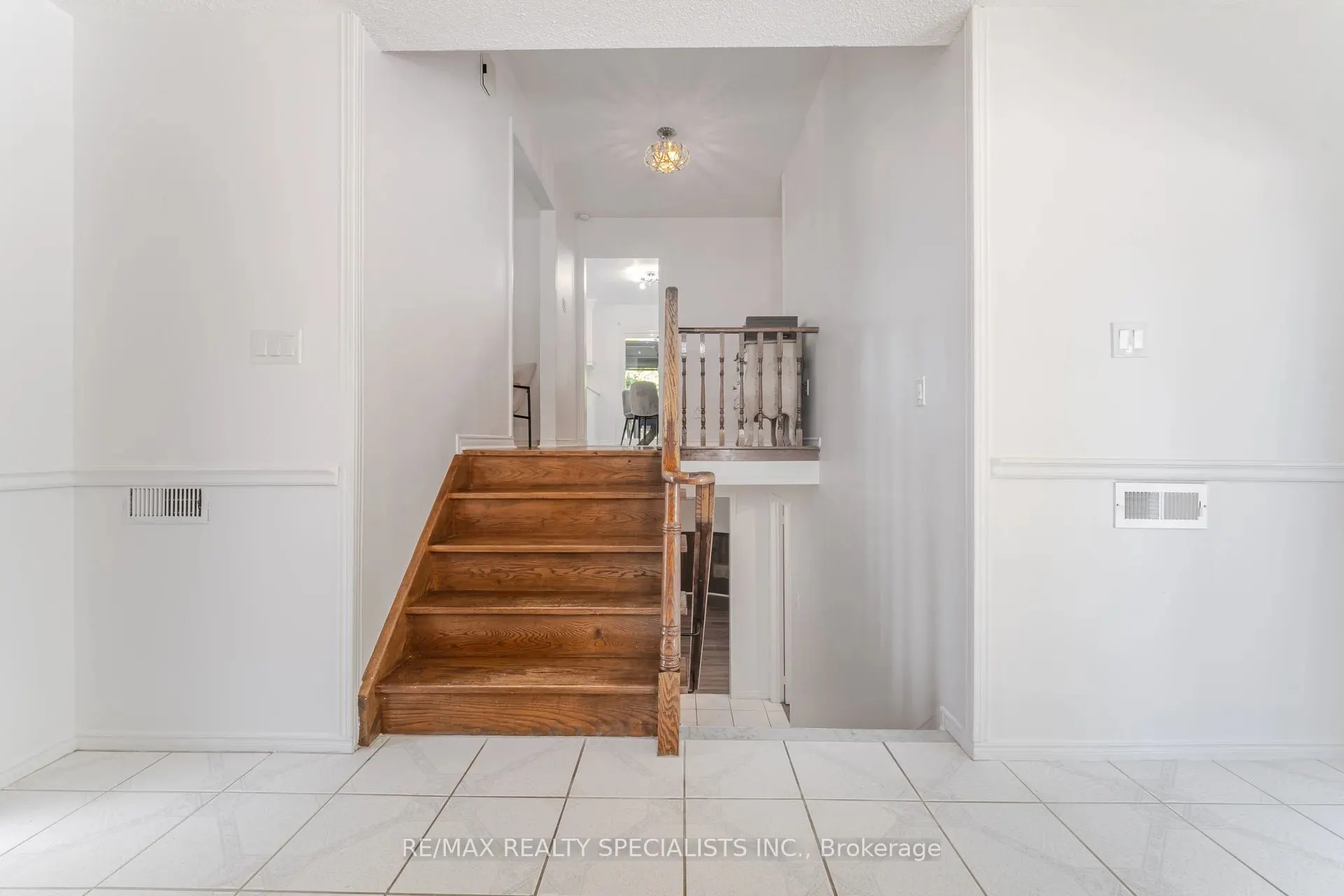 15 Valewood Drive
