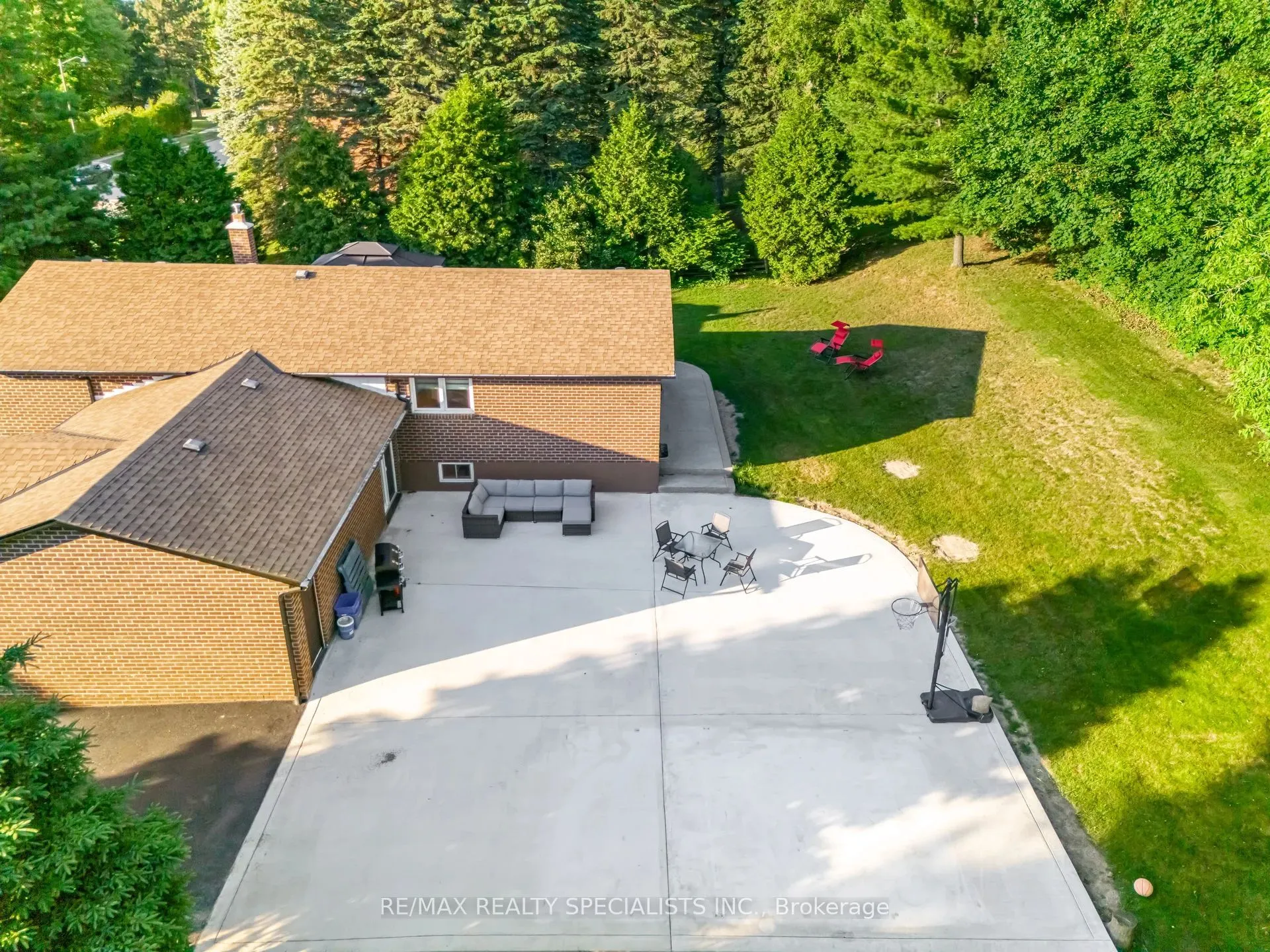 15 Valewood Drive