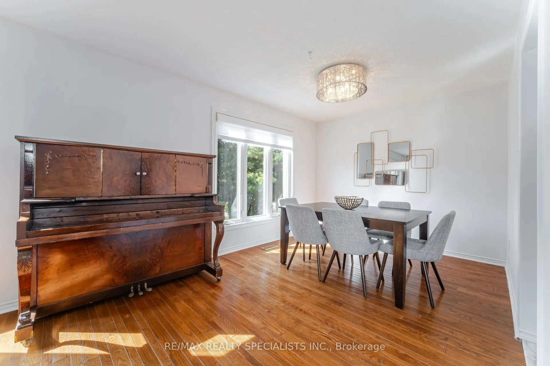 15 Valewood Drive