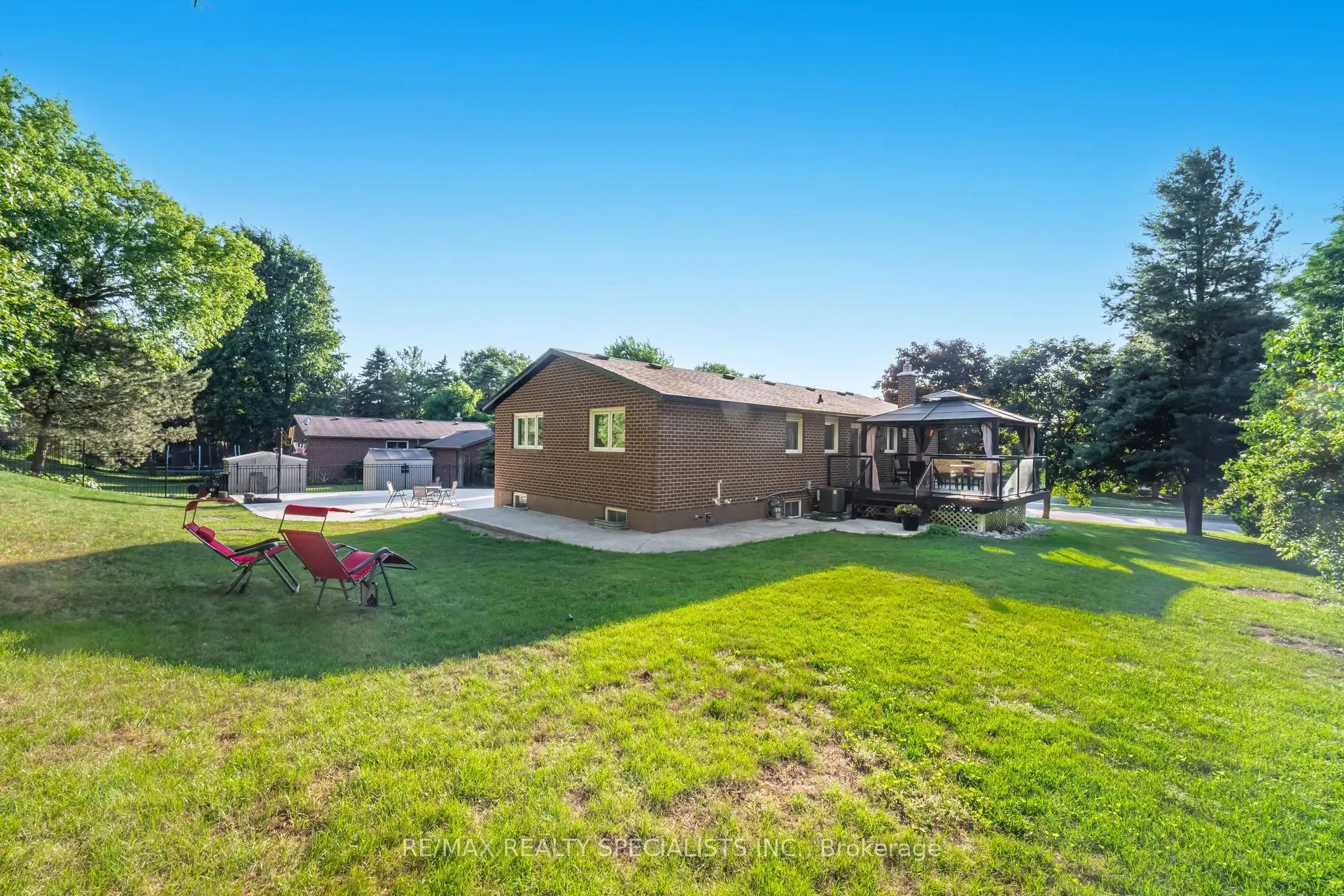 15 Valewood Drive