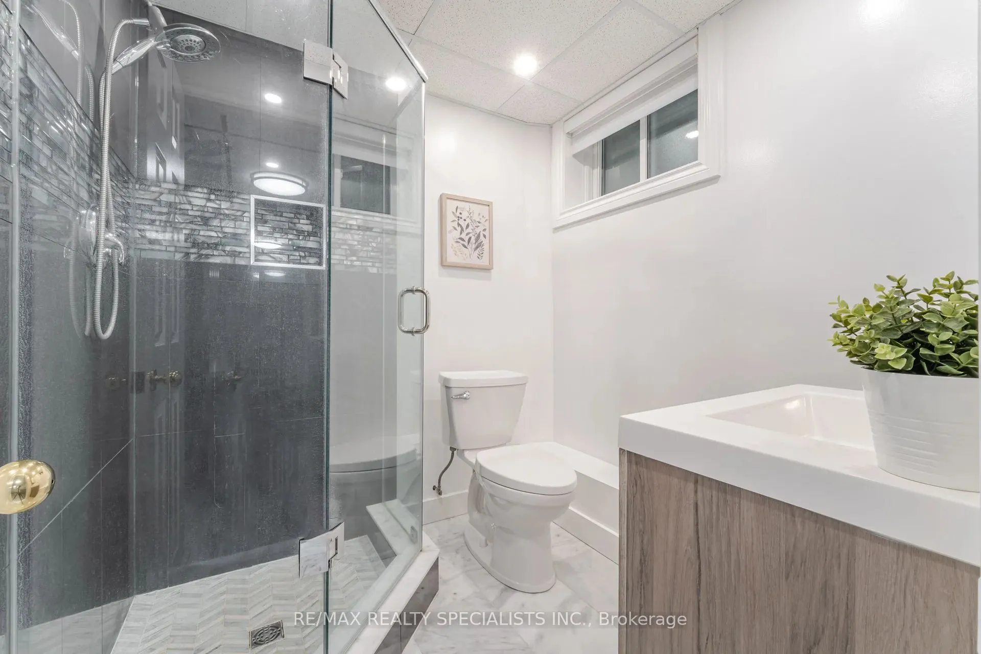 15 Valewood Drive