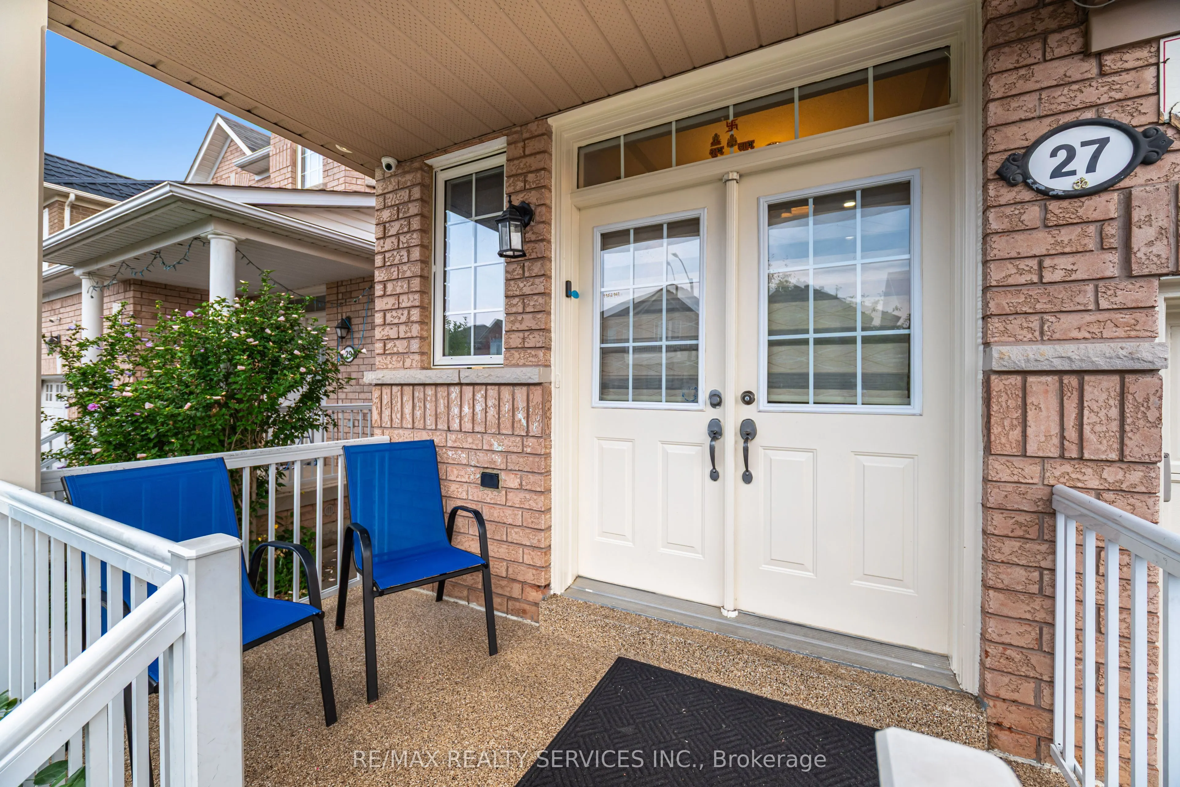 27 Hardgate Crescent