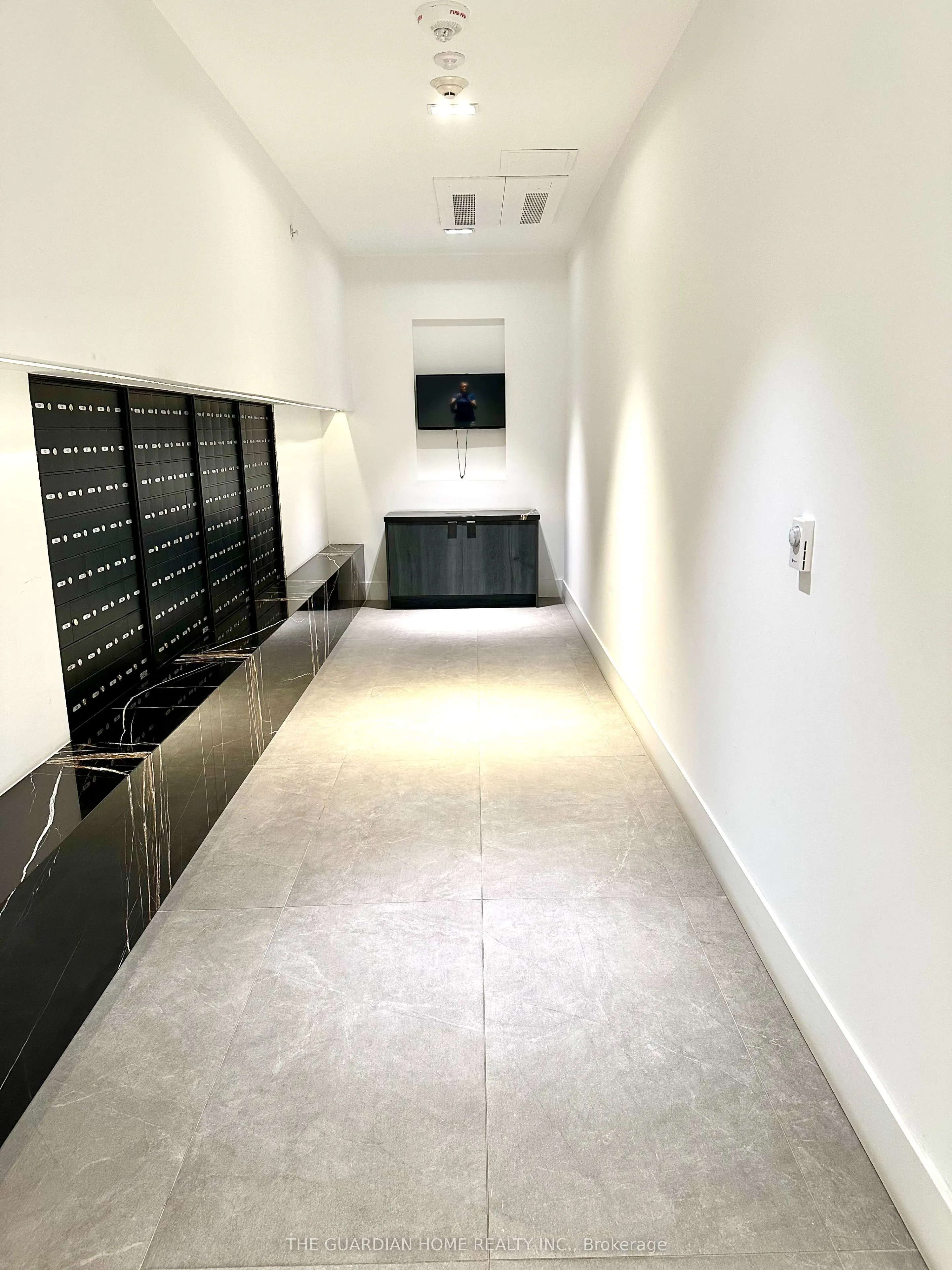 2489 Taunton Road, #817
