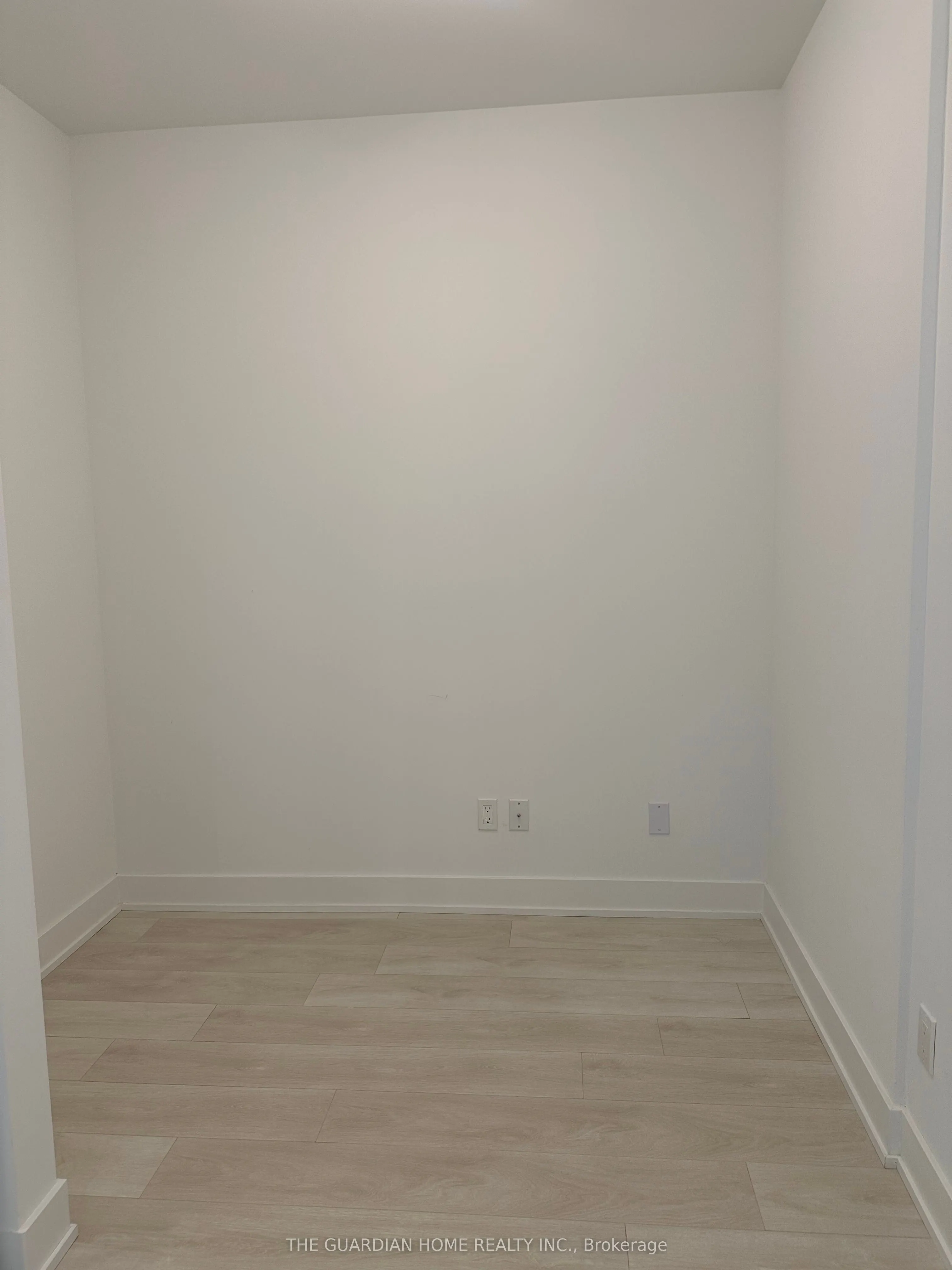 2489 Taunton Road, #817