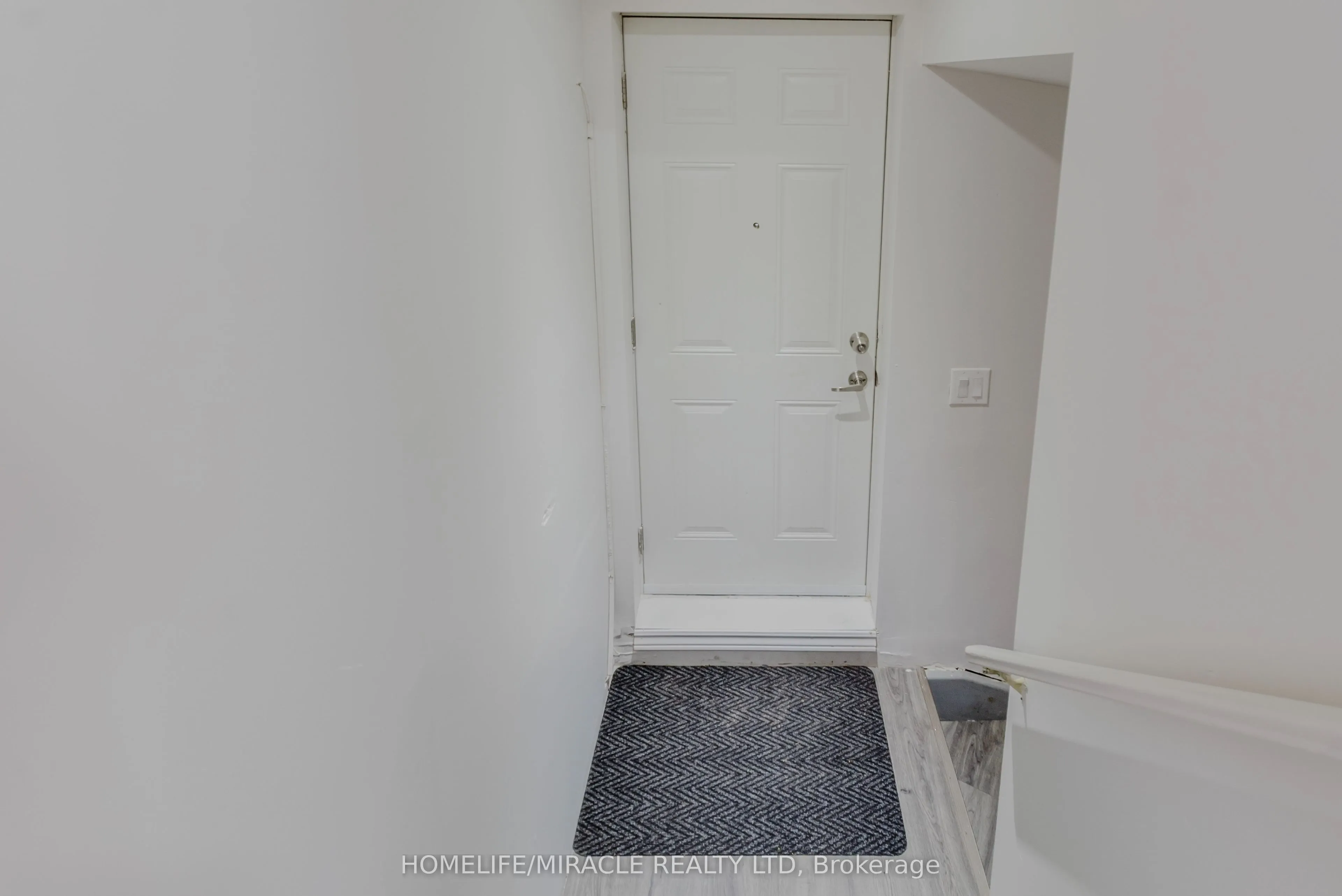 27 Silver Egret Road