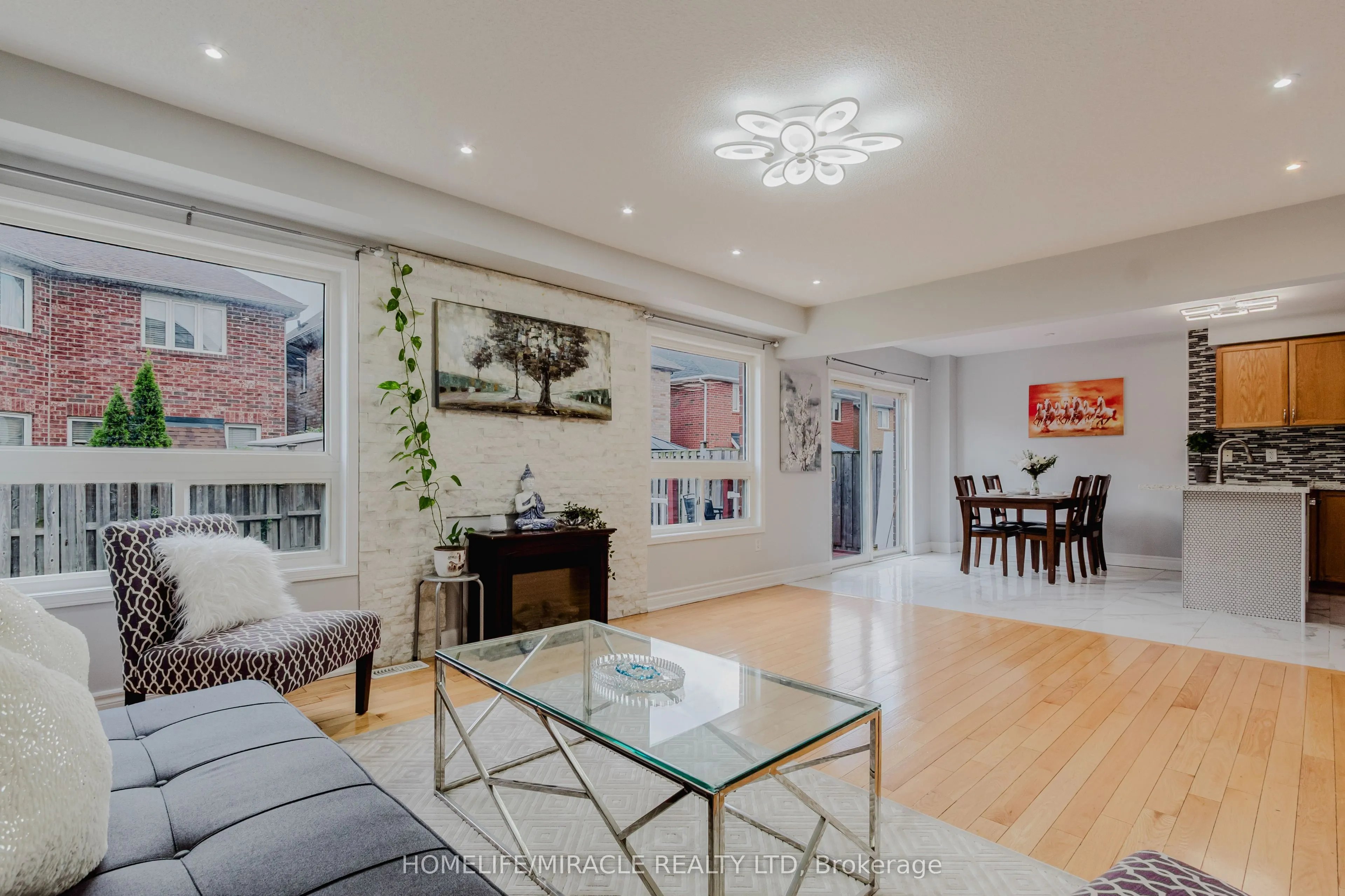 27 Silver Egret Road