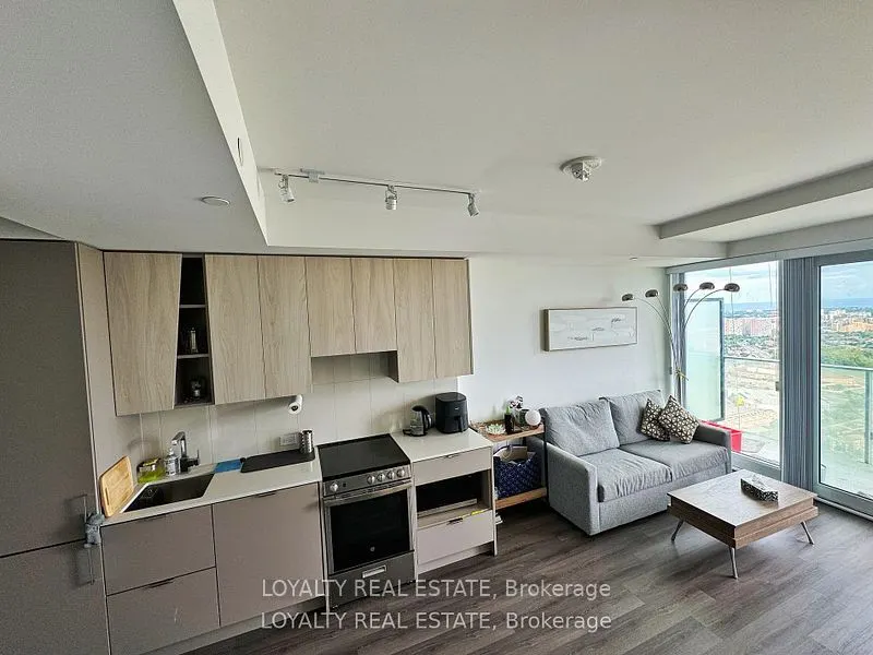 3883 Quartz Road, #3208