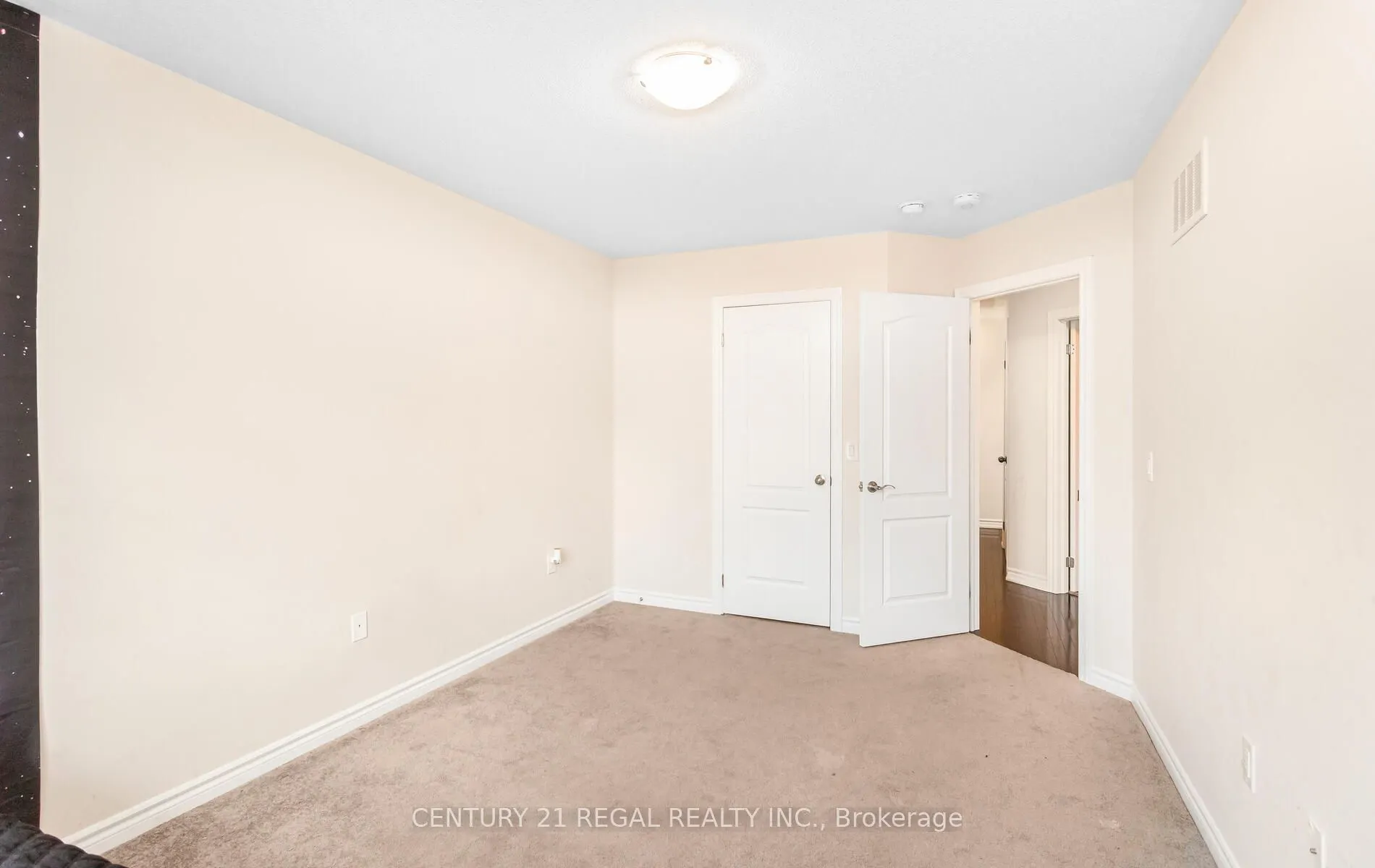 3 Glasson Lane S