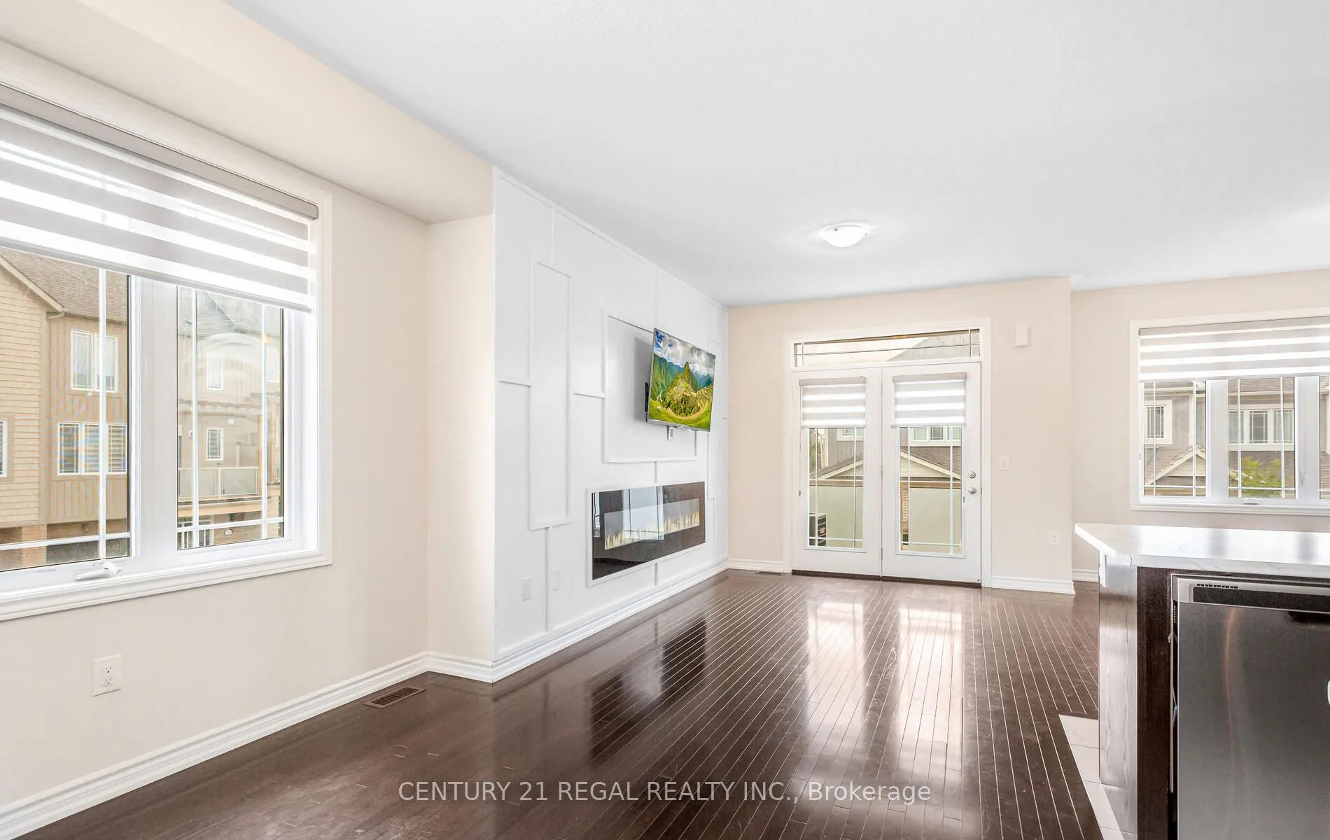 3 Glasson Lane S