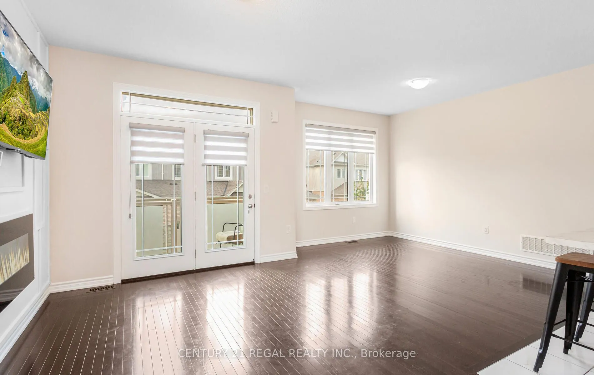 3 Glasson Lane S