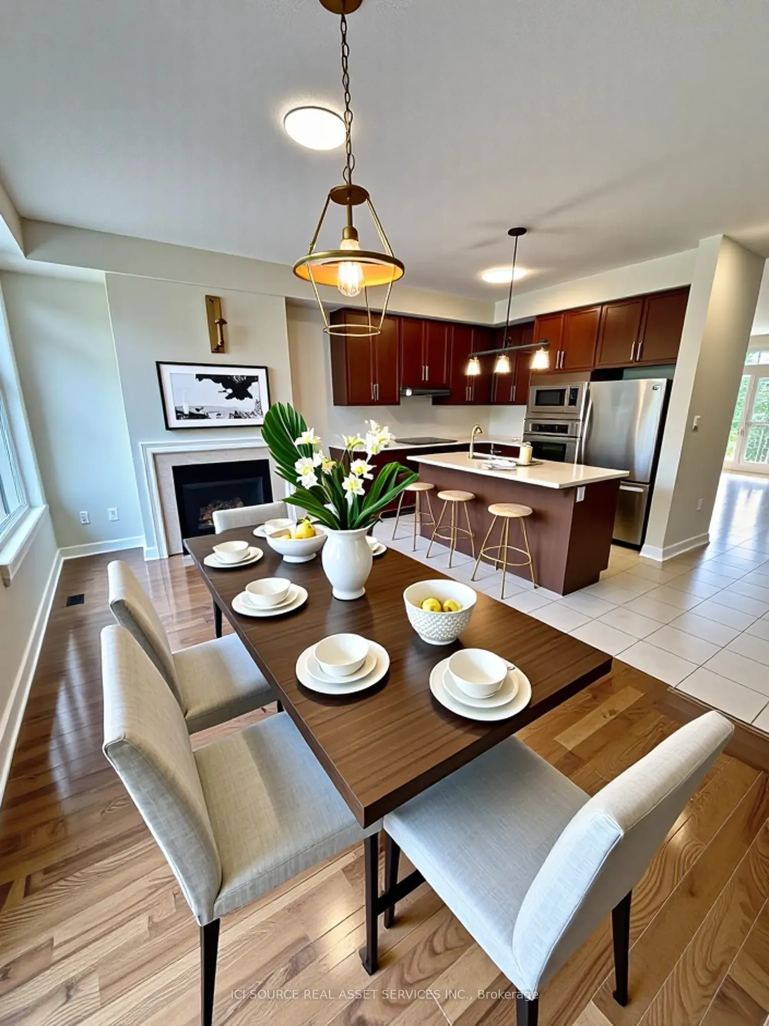 3215 Thomas Street, #4