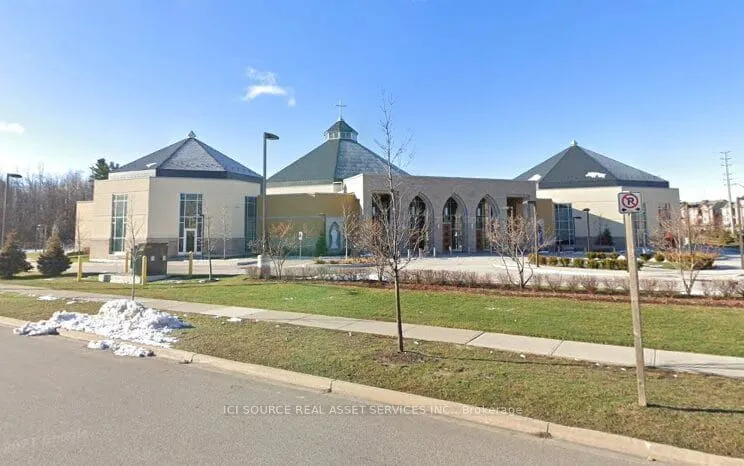 3215 Thomas Street, #4