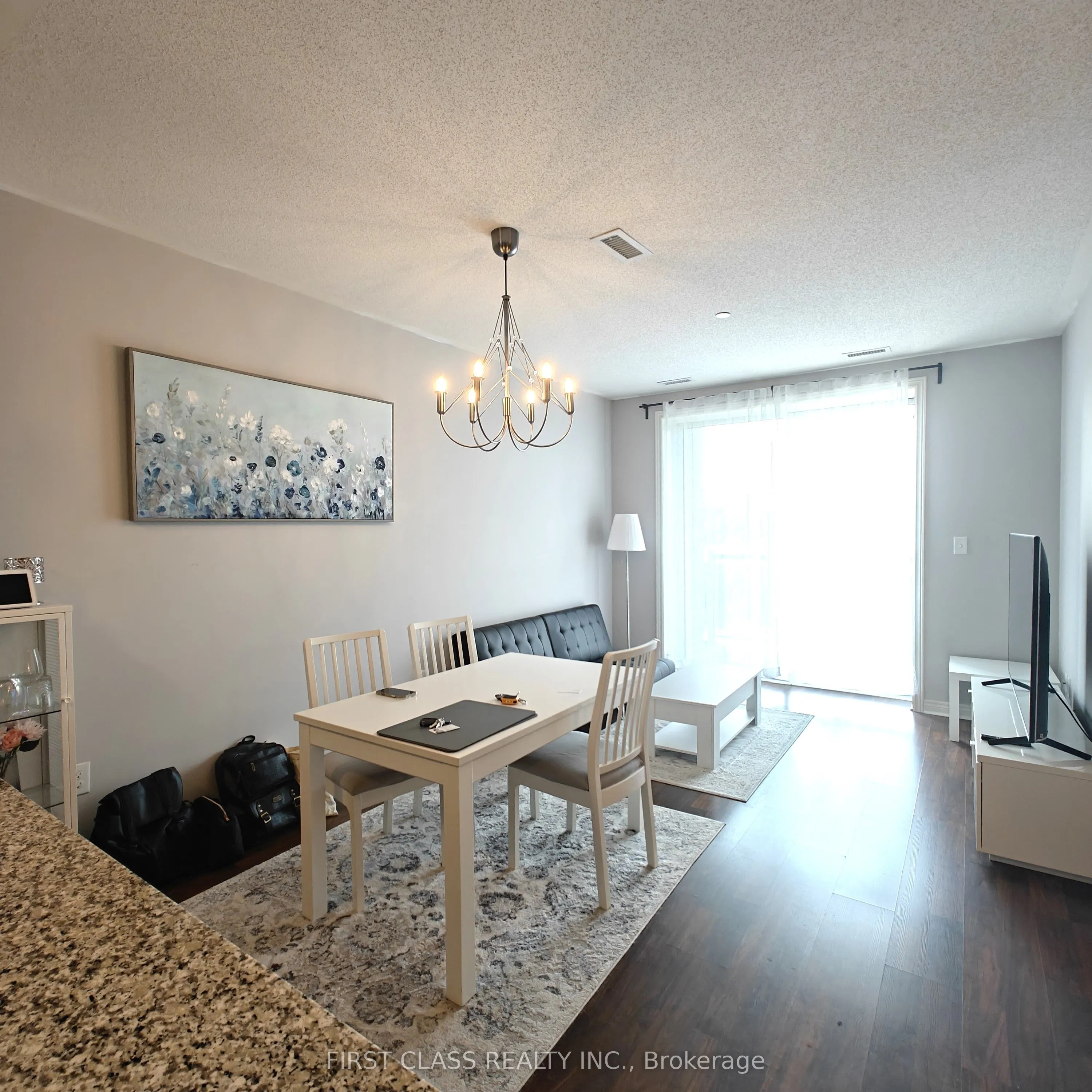 383 Main Street E, #321