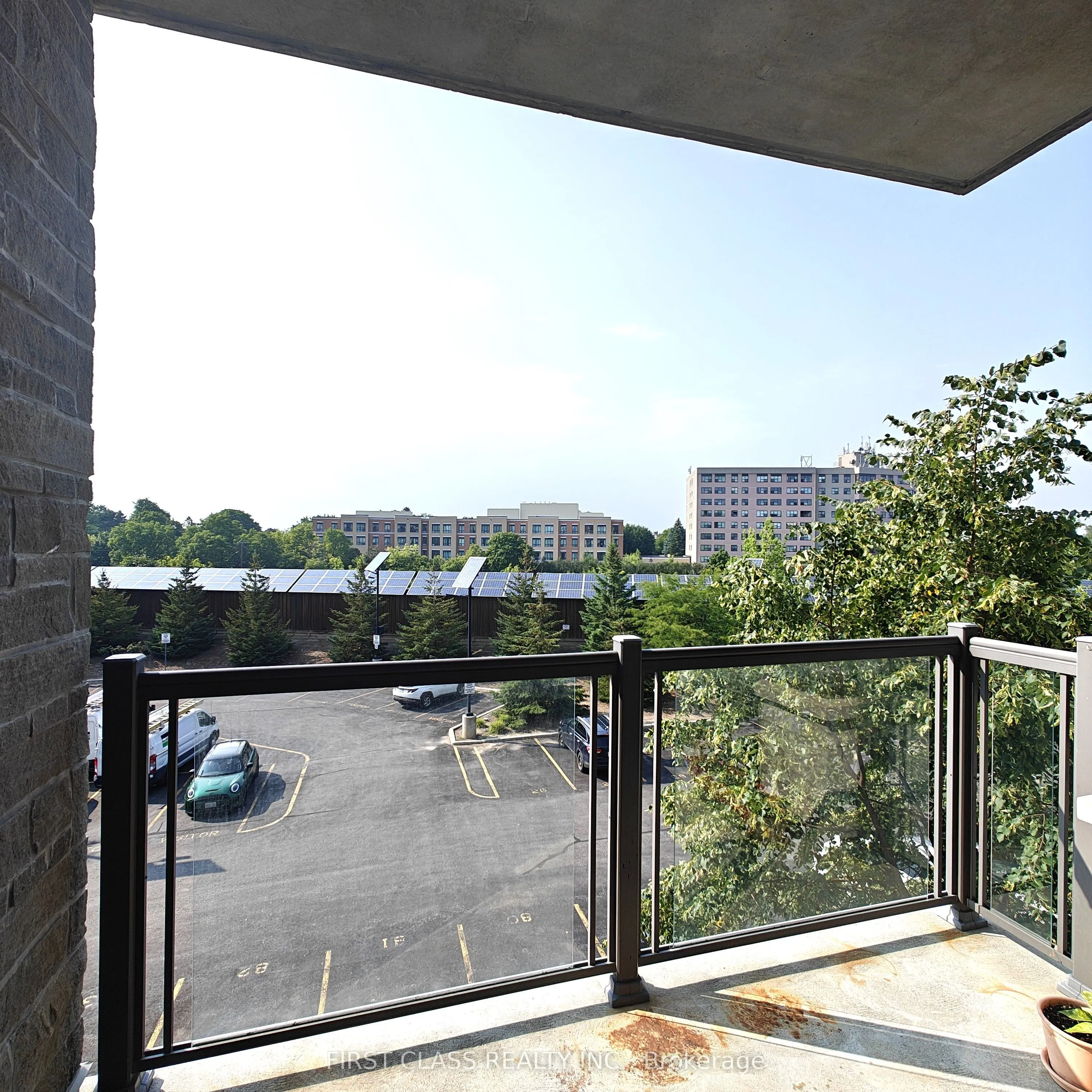 383 Main Street E, #321