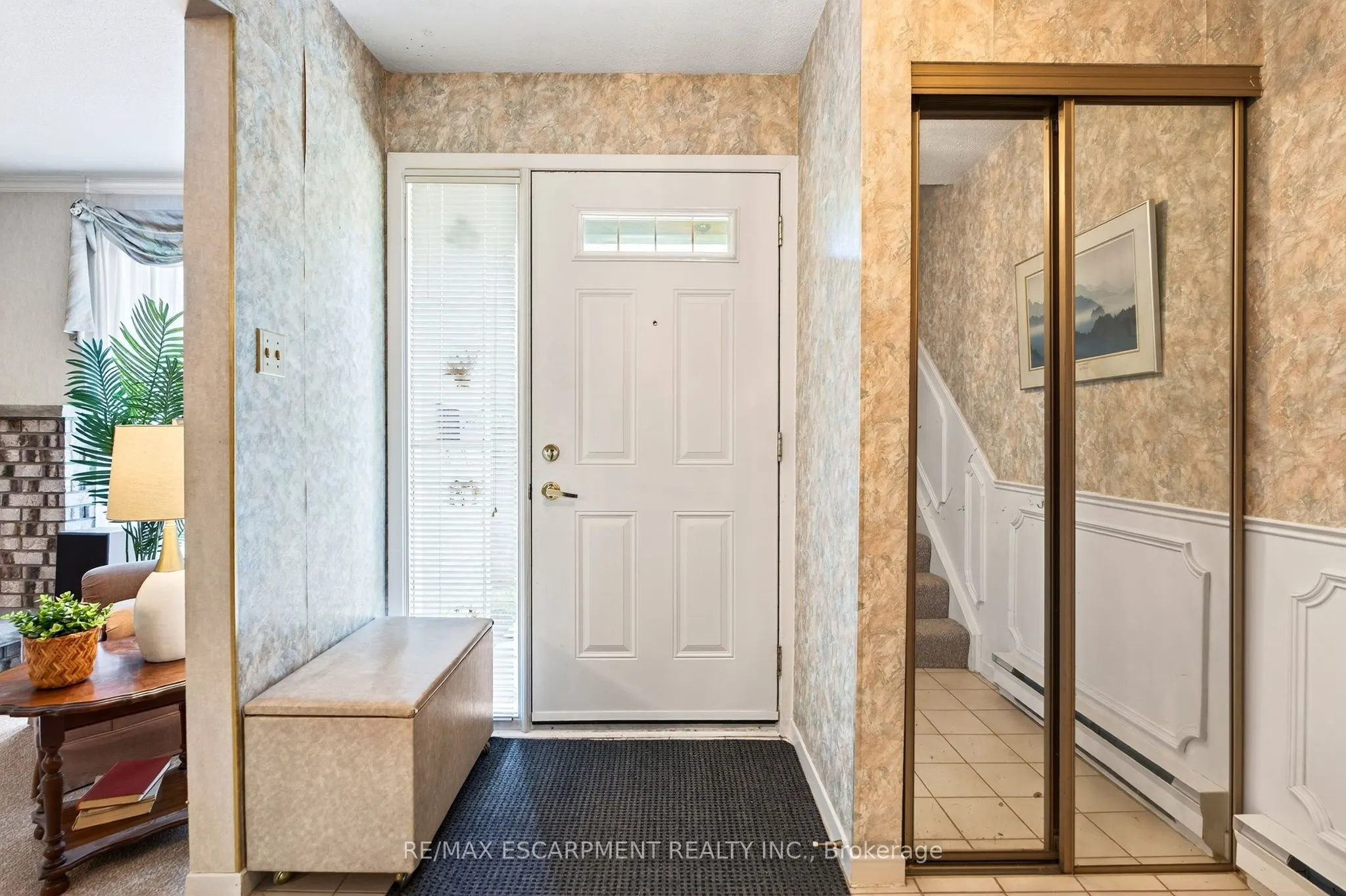 1552 Kerns Road, #4