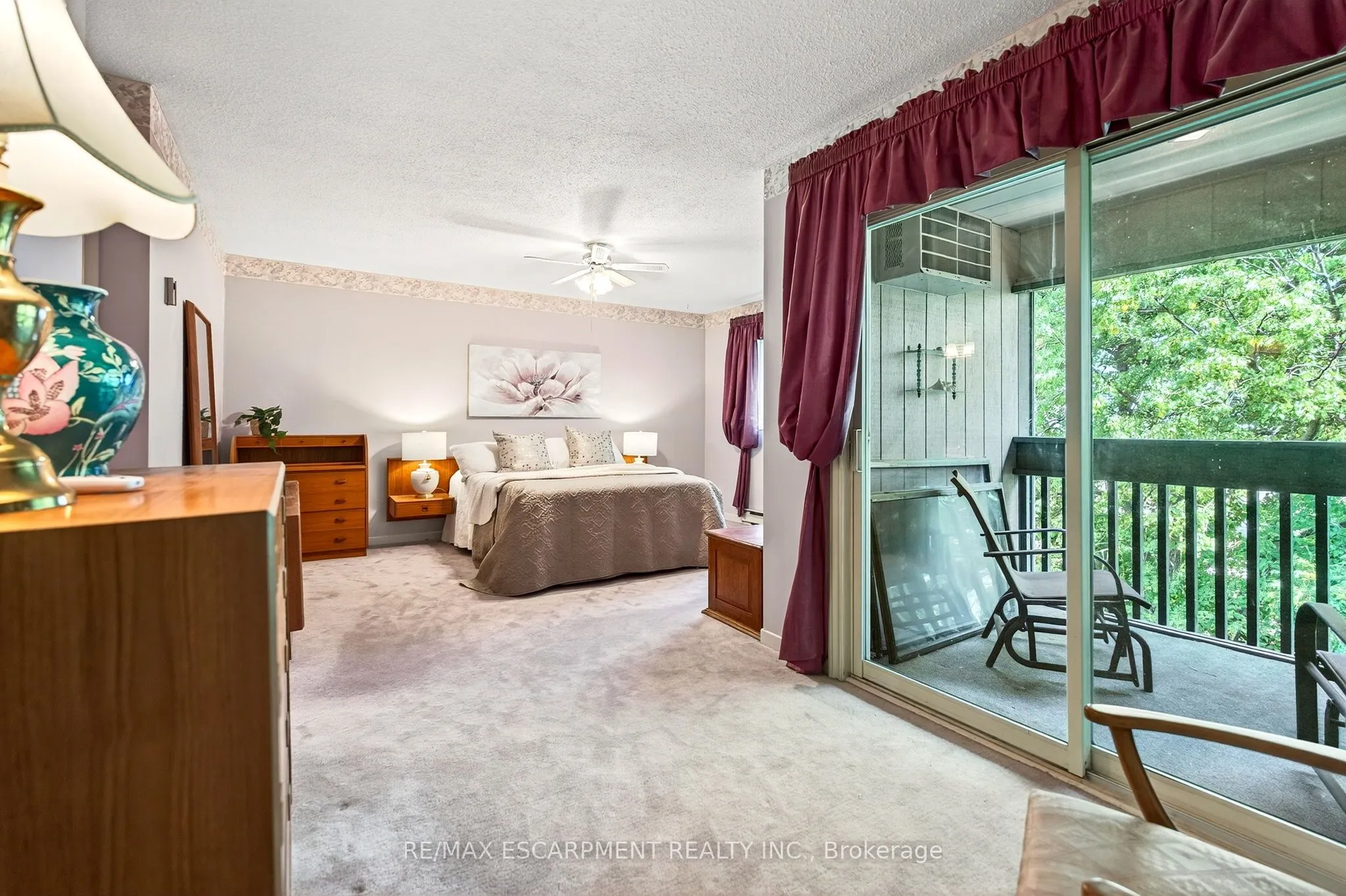 1552 Kerns Road, #4