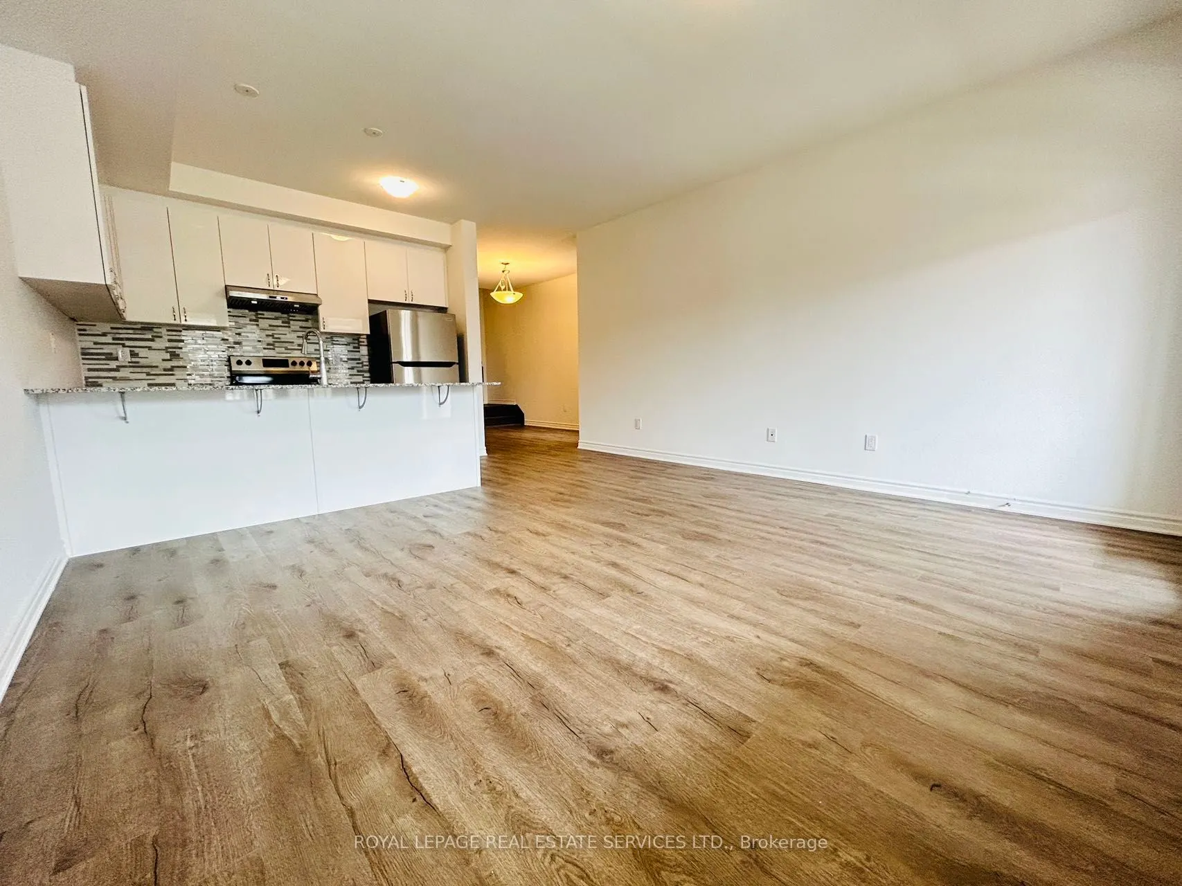 1577 Moira Crescent