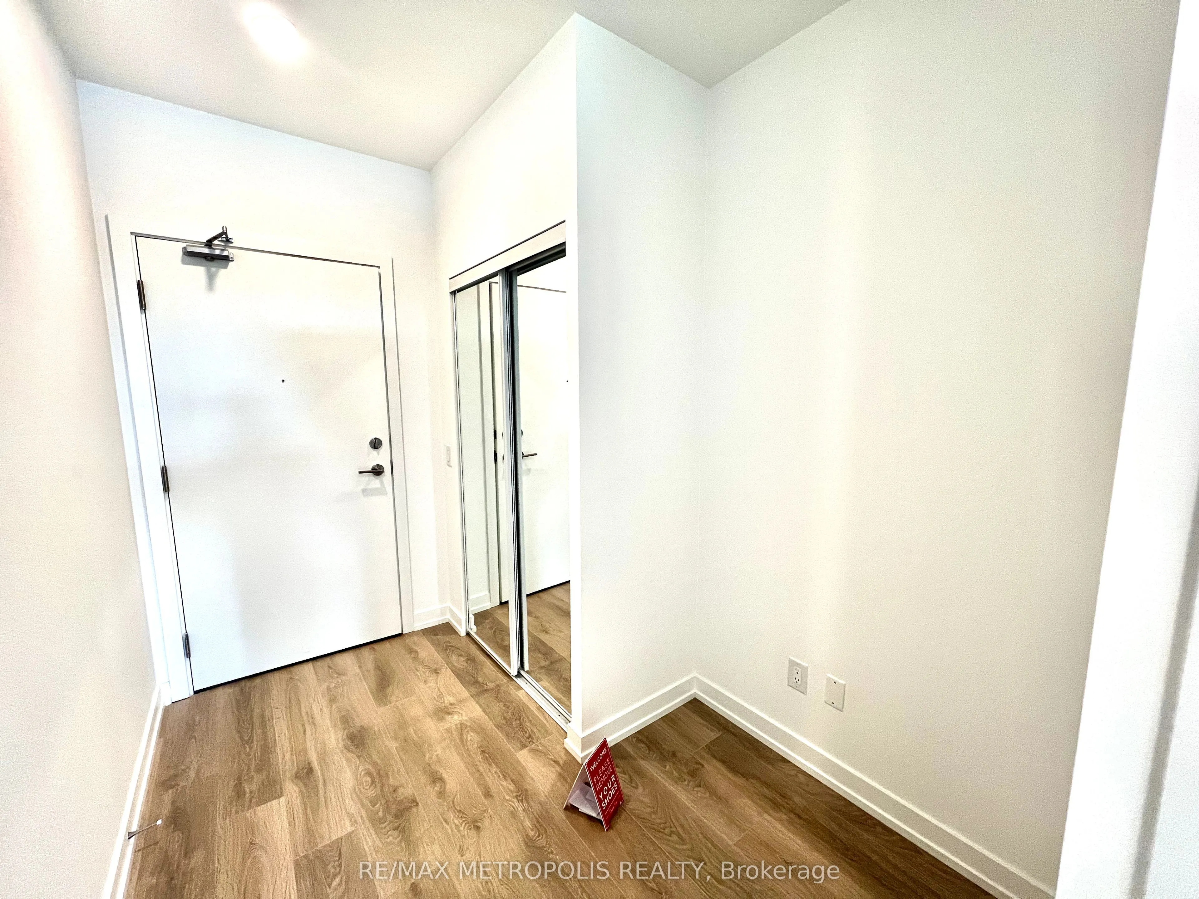 1100 Sheppard Avenue W, #118