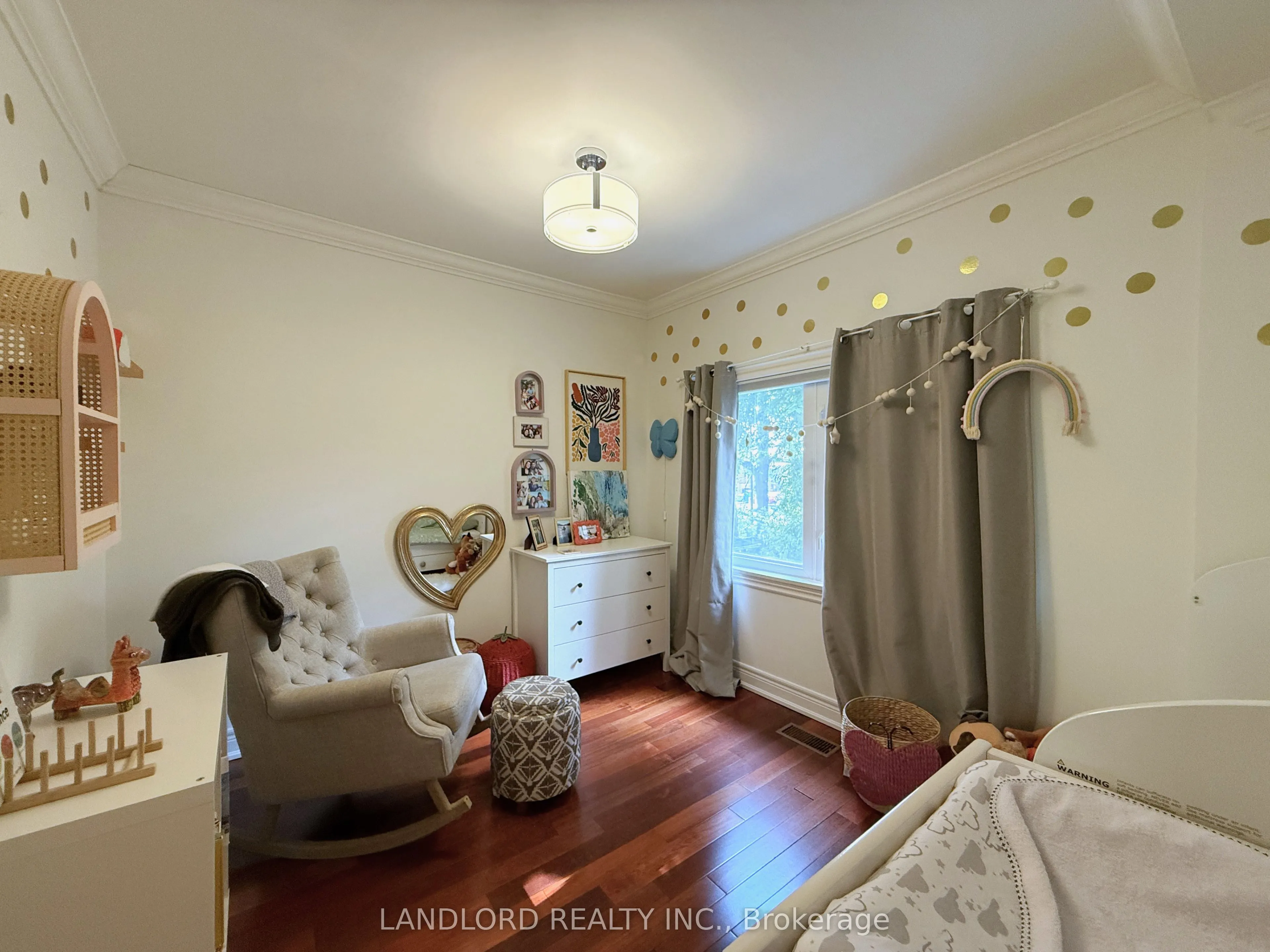 278 Willard Avenue