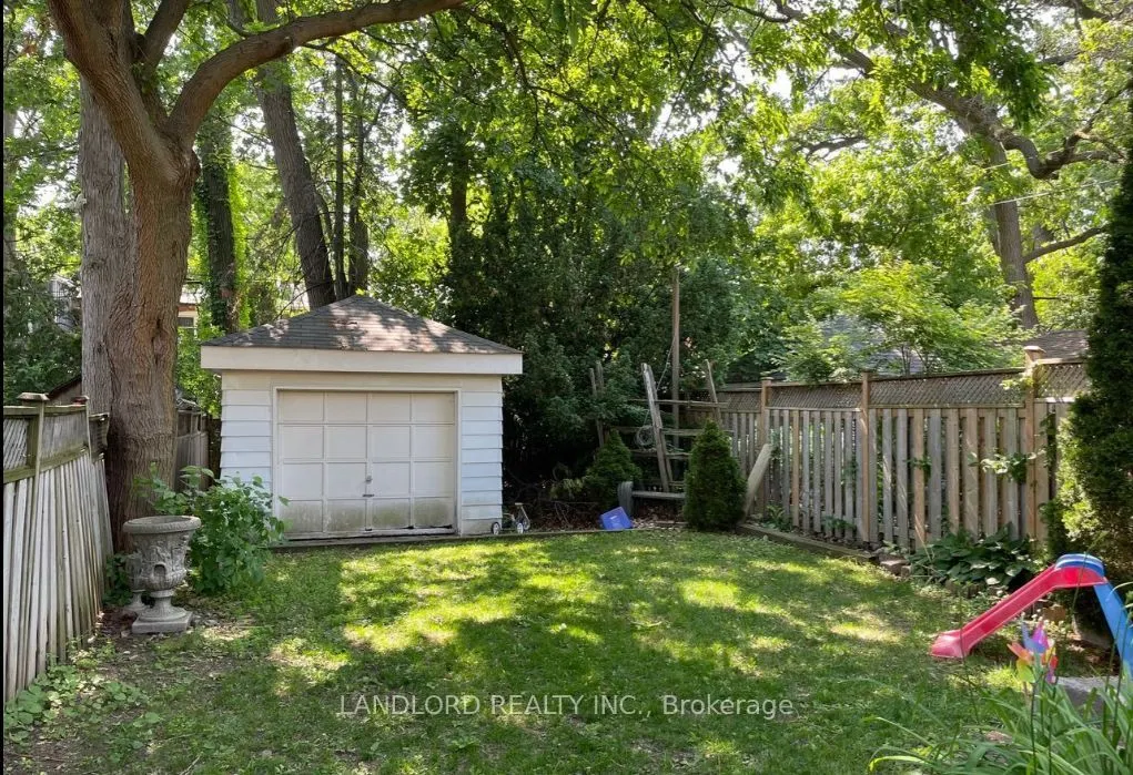 278 Willard Avenue