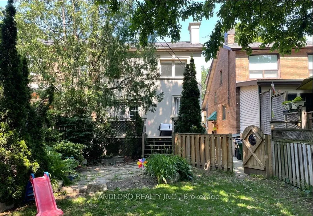 278 Willard Avenue