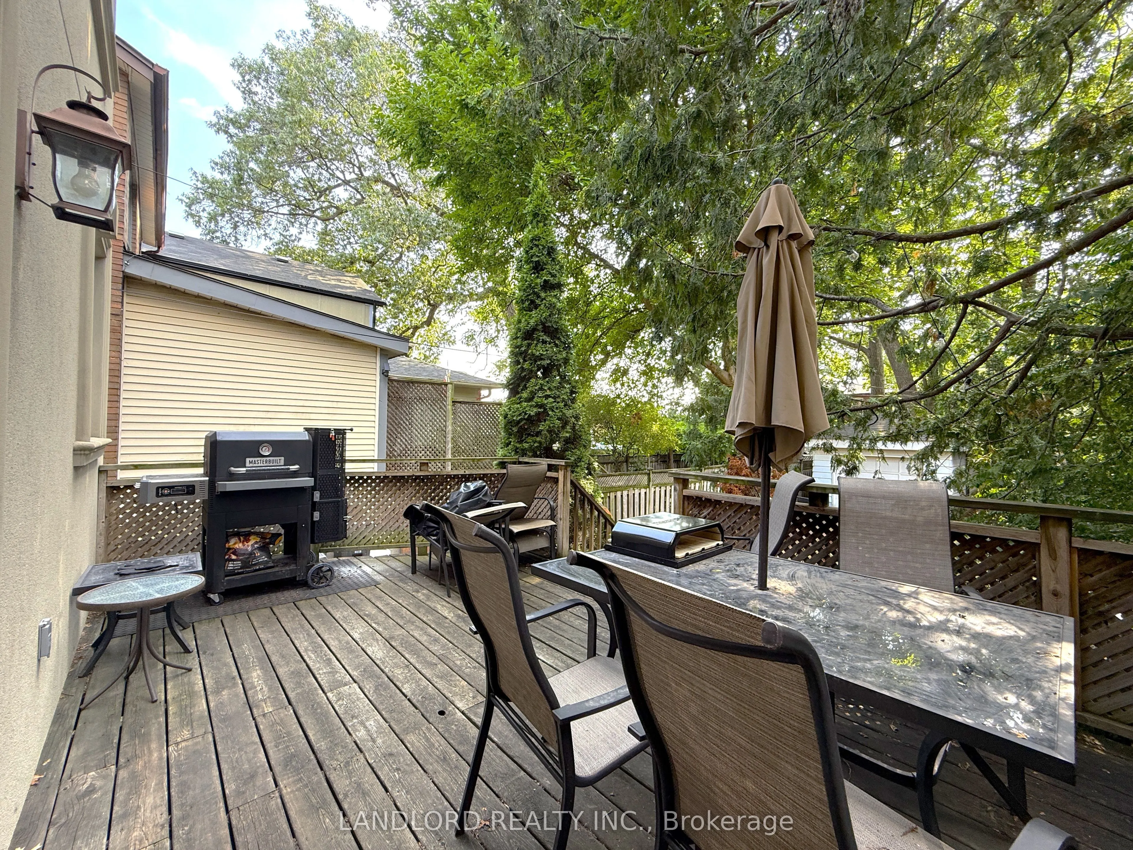 278 Willard Avenue