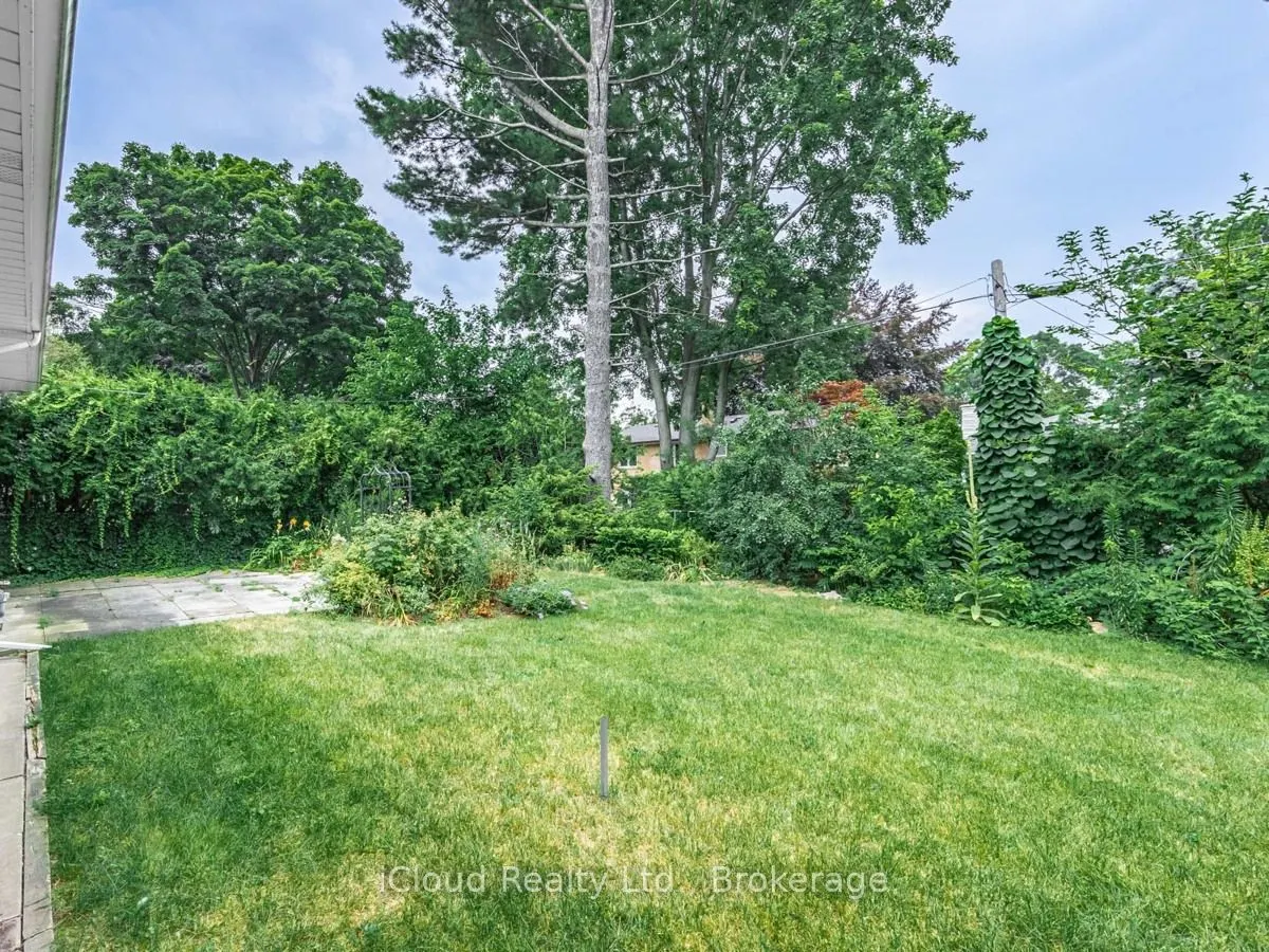 3525 Enniskillen Circle