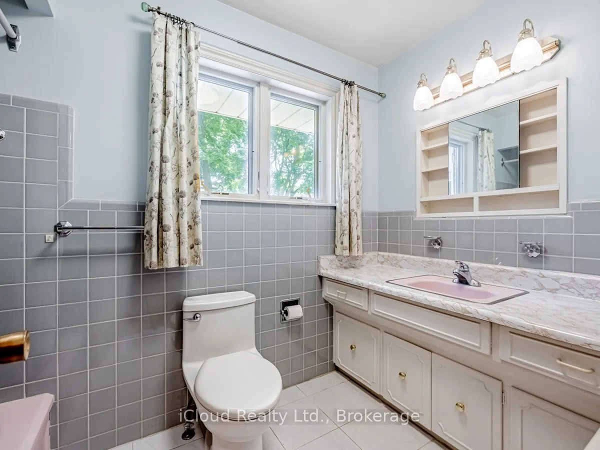3525 Enniskillen Circle
