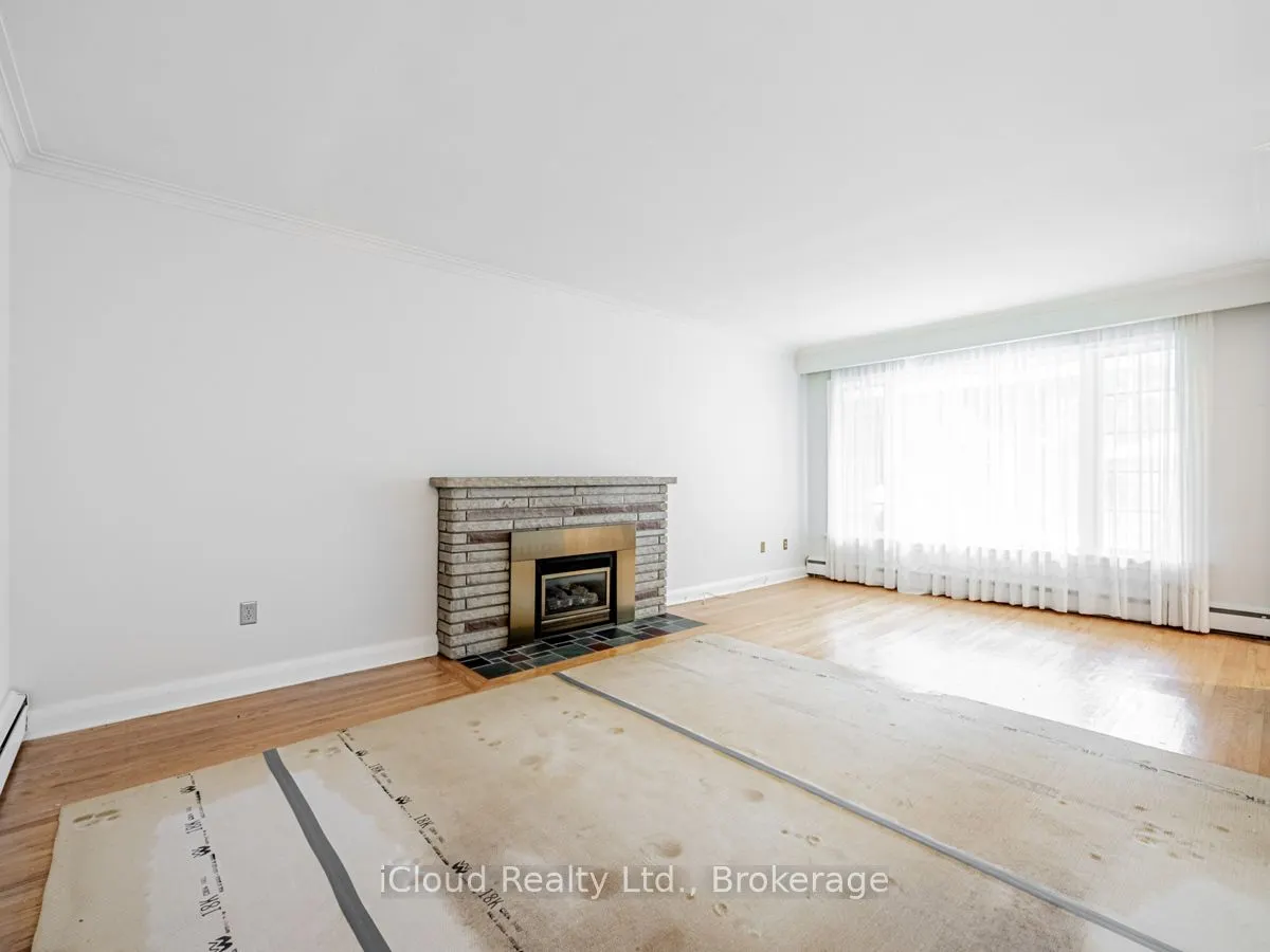 3525 Enniskillen Circle