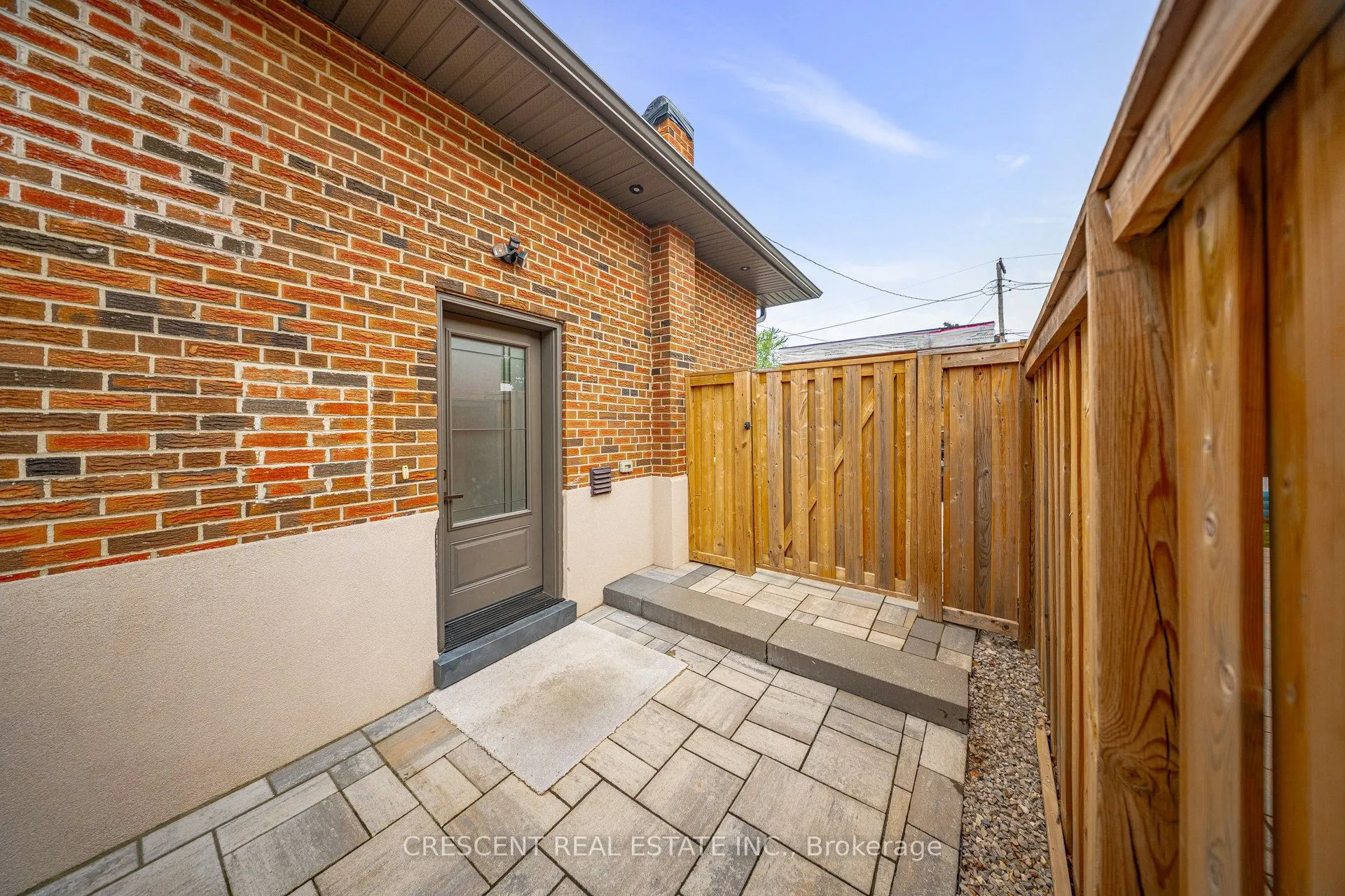 14 Brampton Road, #Basement
