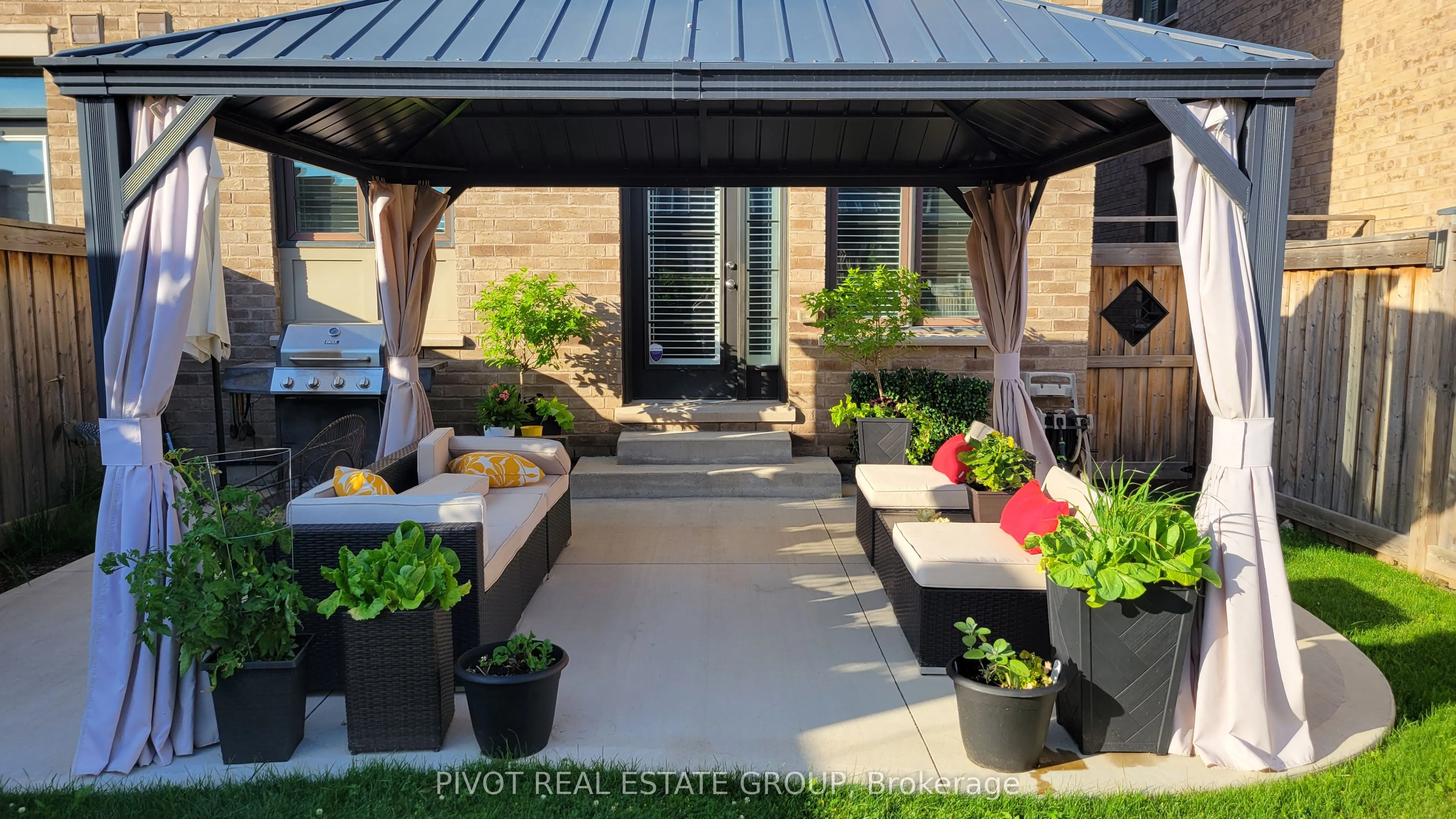 1292 Clarriage Court