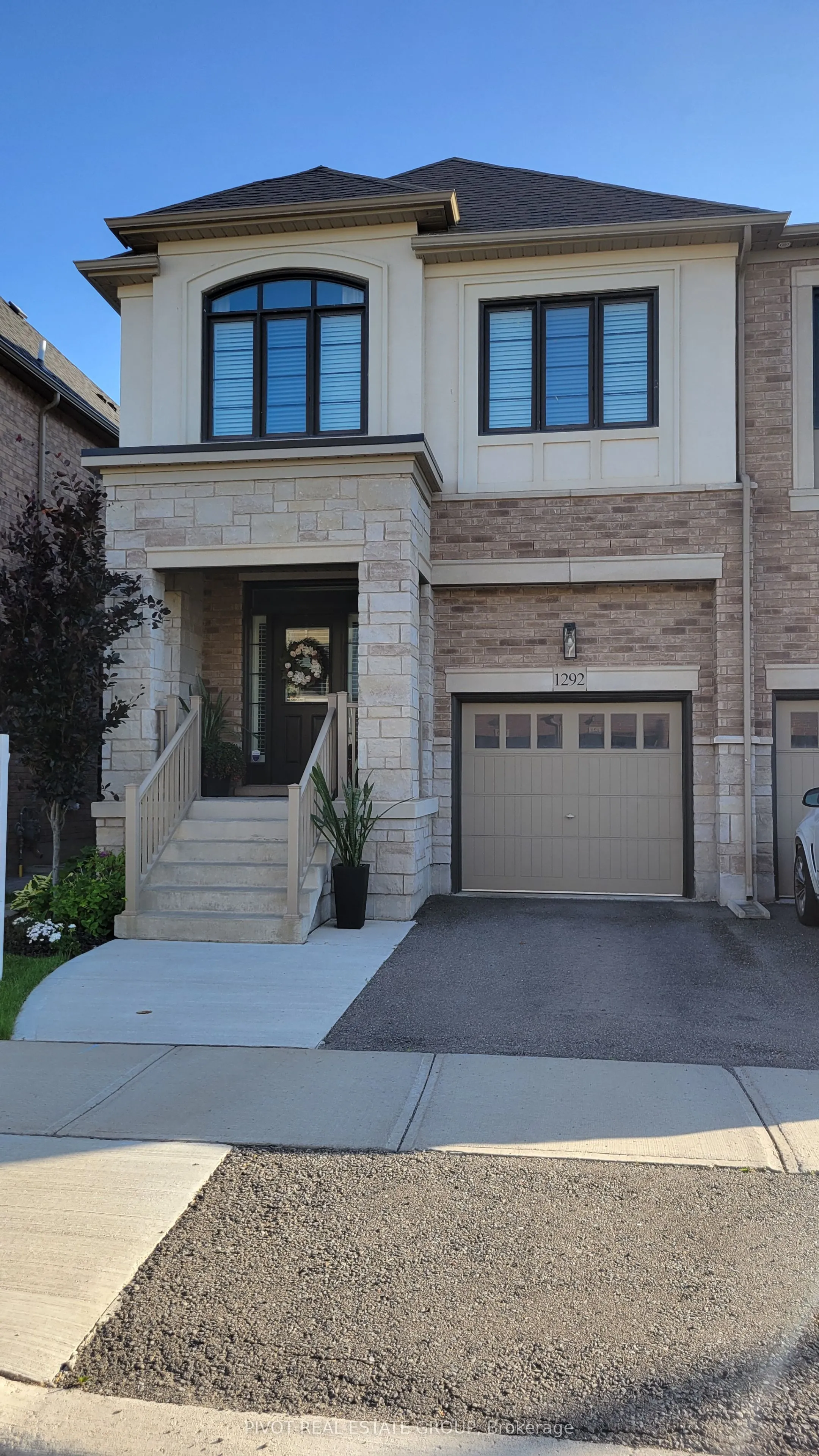 1292 Clarriage Court