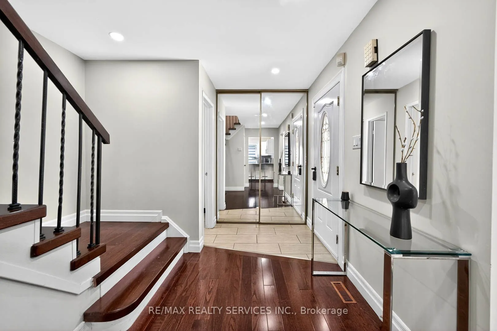55 Mcgraw Avenue