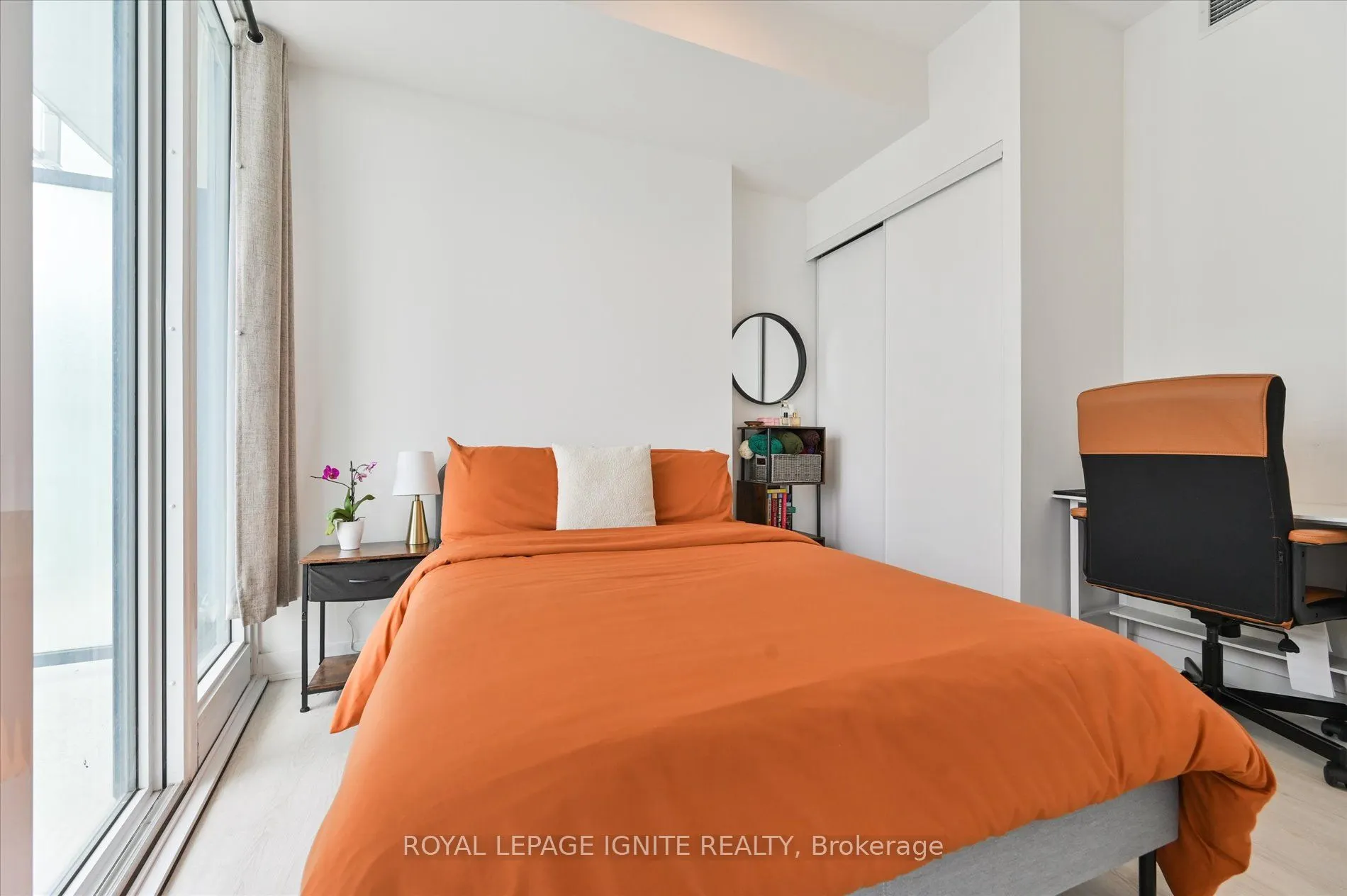 3883 Quartz Road, #501