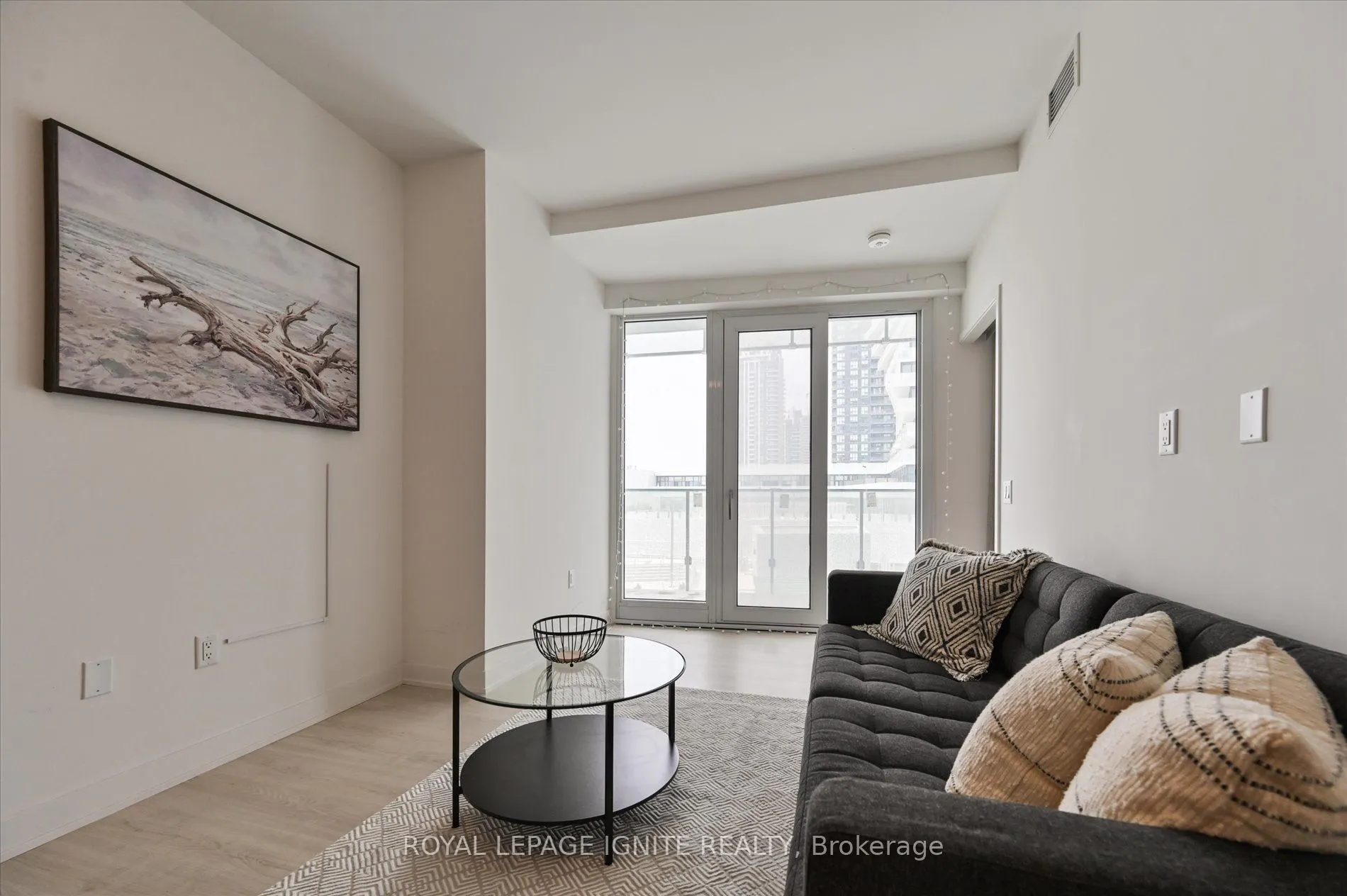 3883 Quartz Road, #501